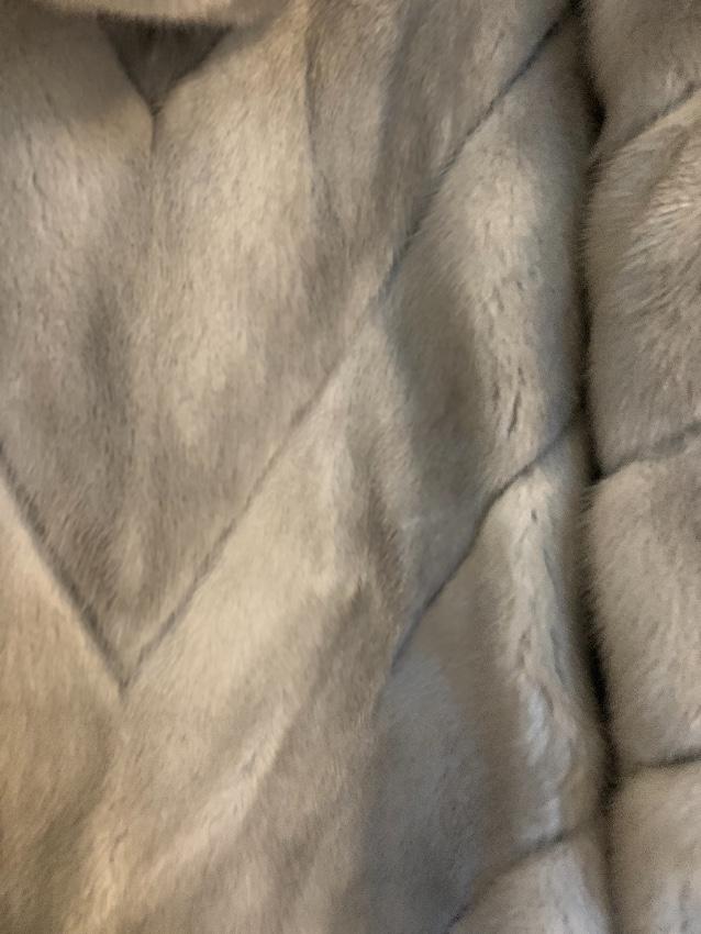 Vtoroy Mekhovoy Hooded Mink Fur Coat