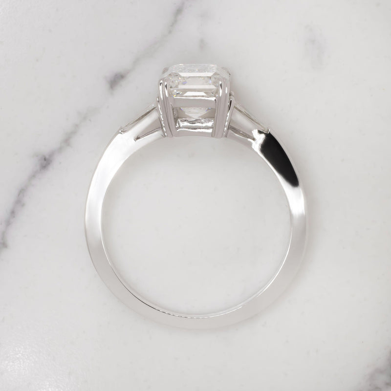 Verde 2ct IGI Certified Lab-grown Emerald Cut Diamond Ring
