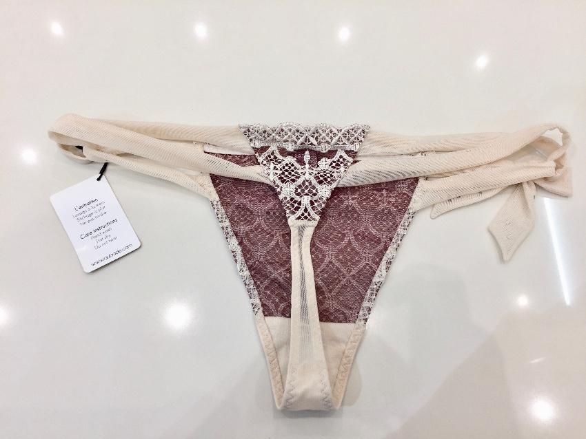 Aubade Embroidered Pear Tulle Thong