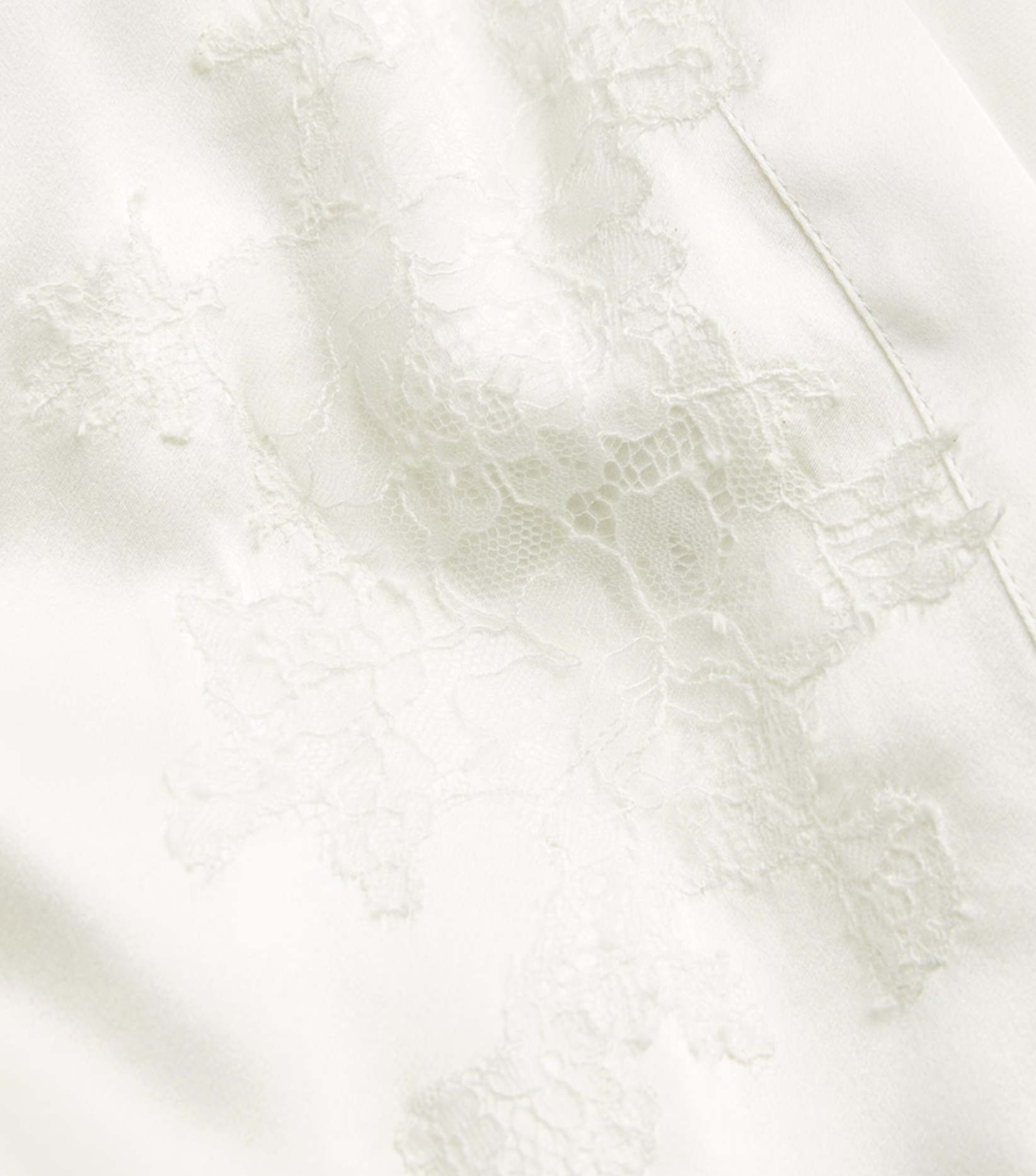 Marjolaine Silk Lace-Trim Robe
