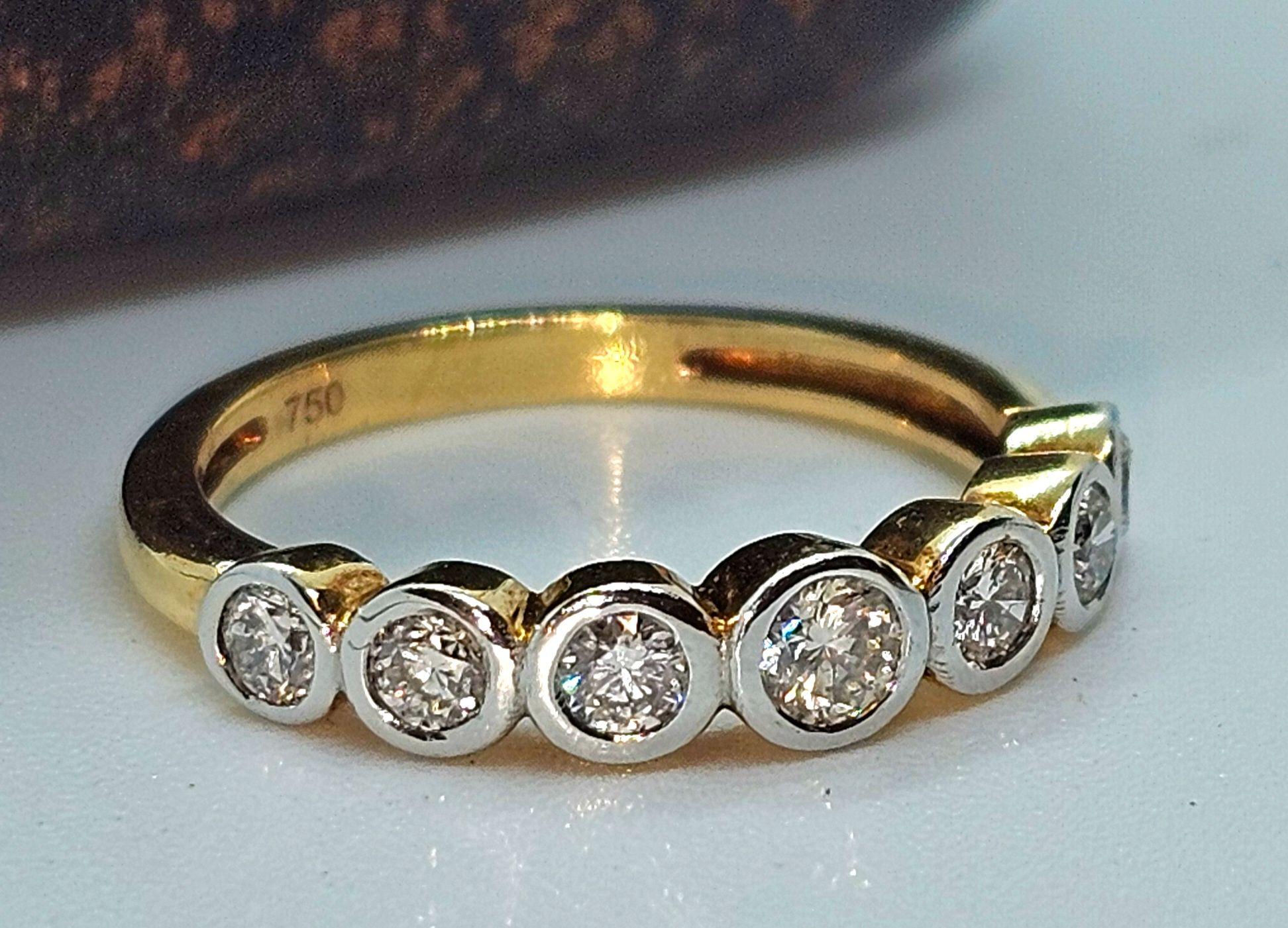 Bespoke 18Ct Gold 5 Stone Diamond Ring