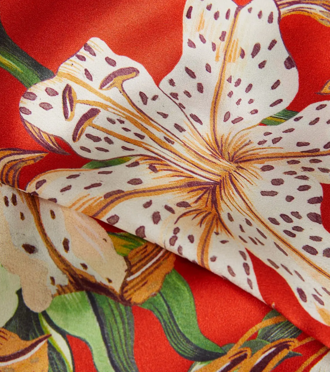 Desmond & Dempsey  Silk Lily Long Pyjama Set