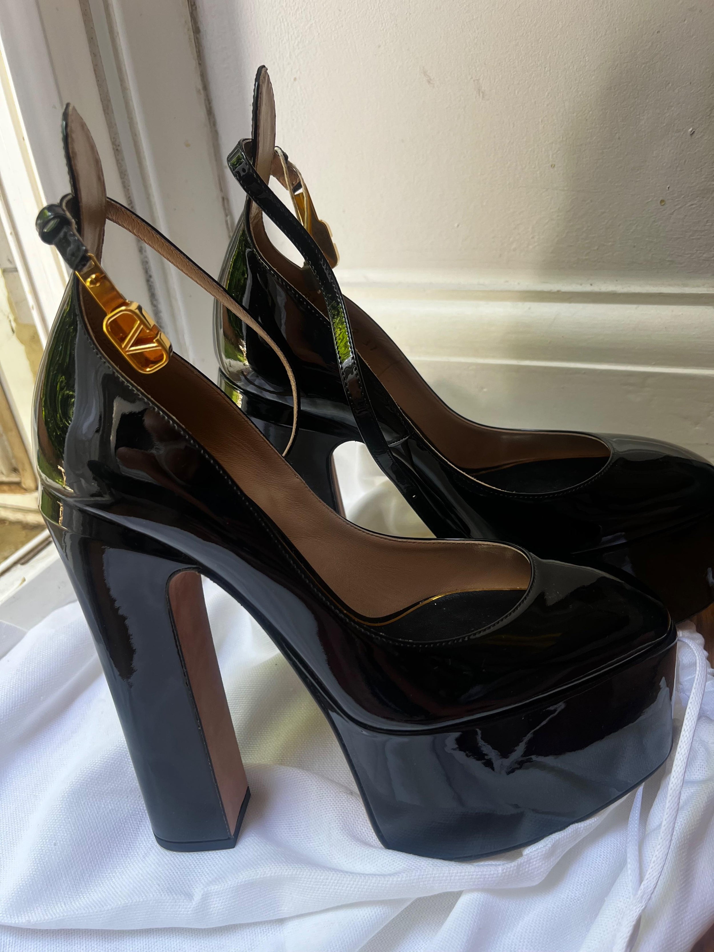 Valentino Black Patent Tan Go Heels