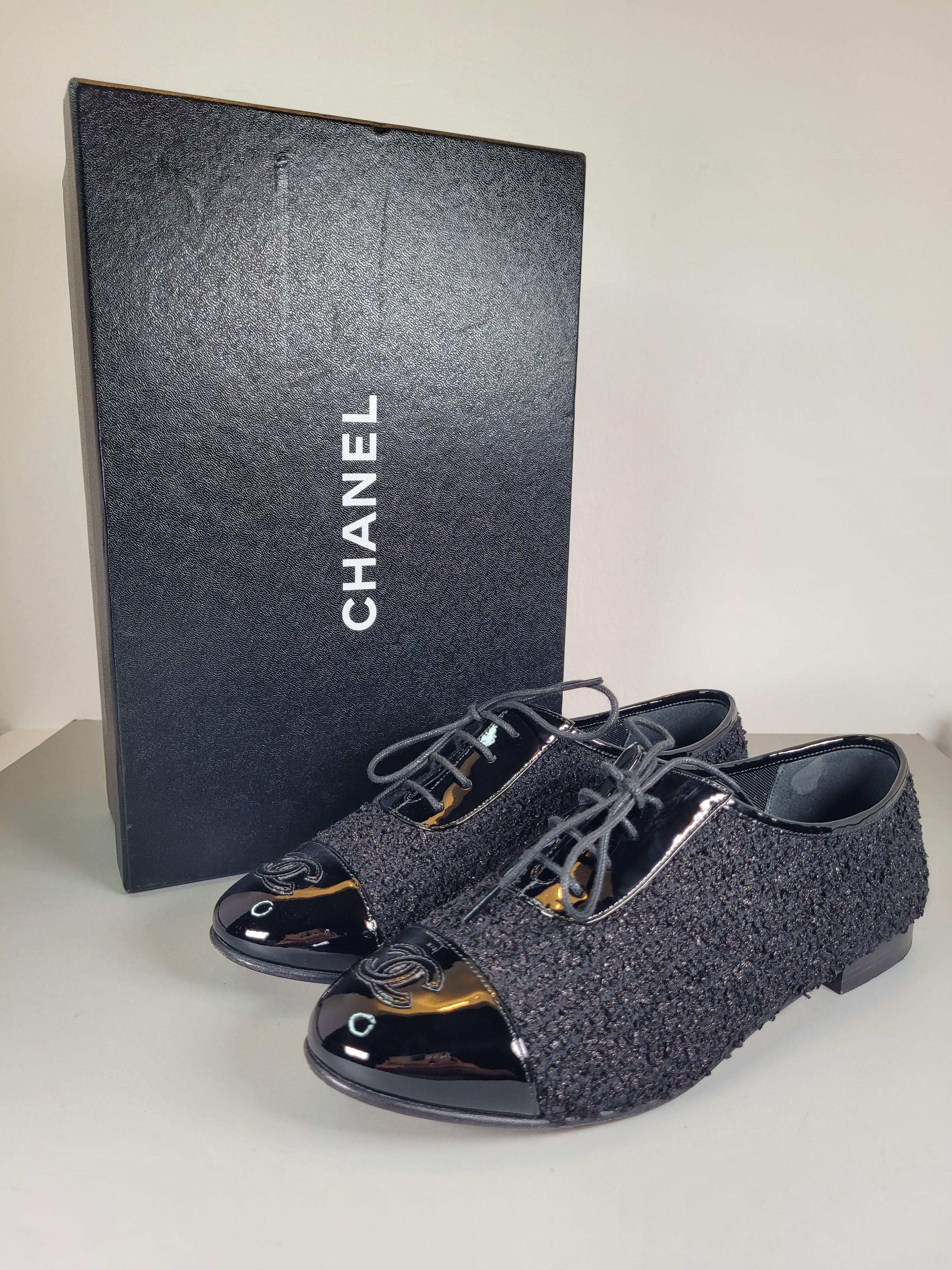 Chanel Black Patent Leather and Tweed Brogues