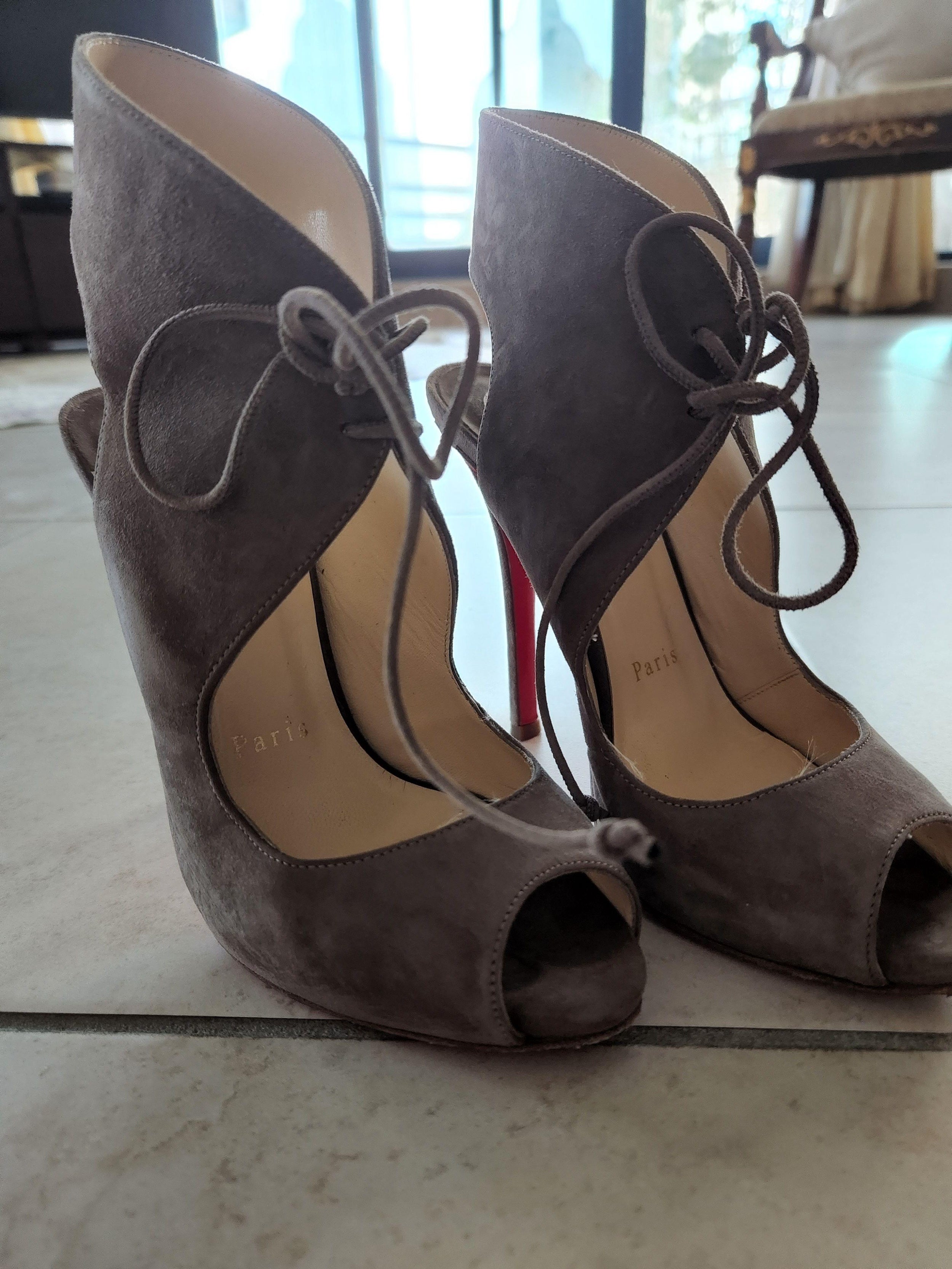 Taupe suede cut-out Allegra 120 heeled pumps