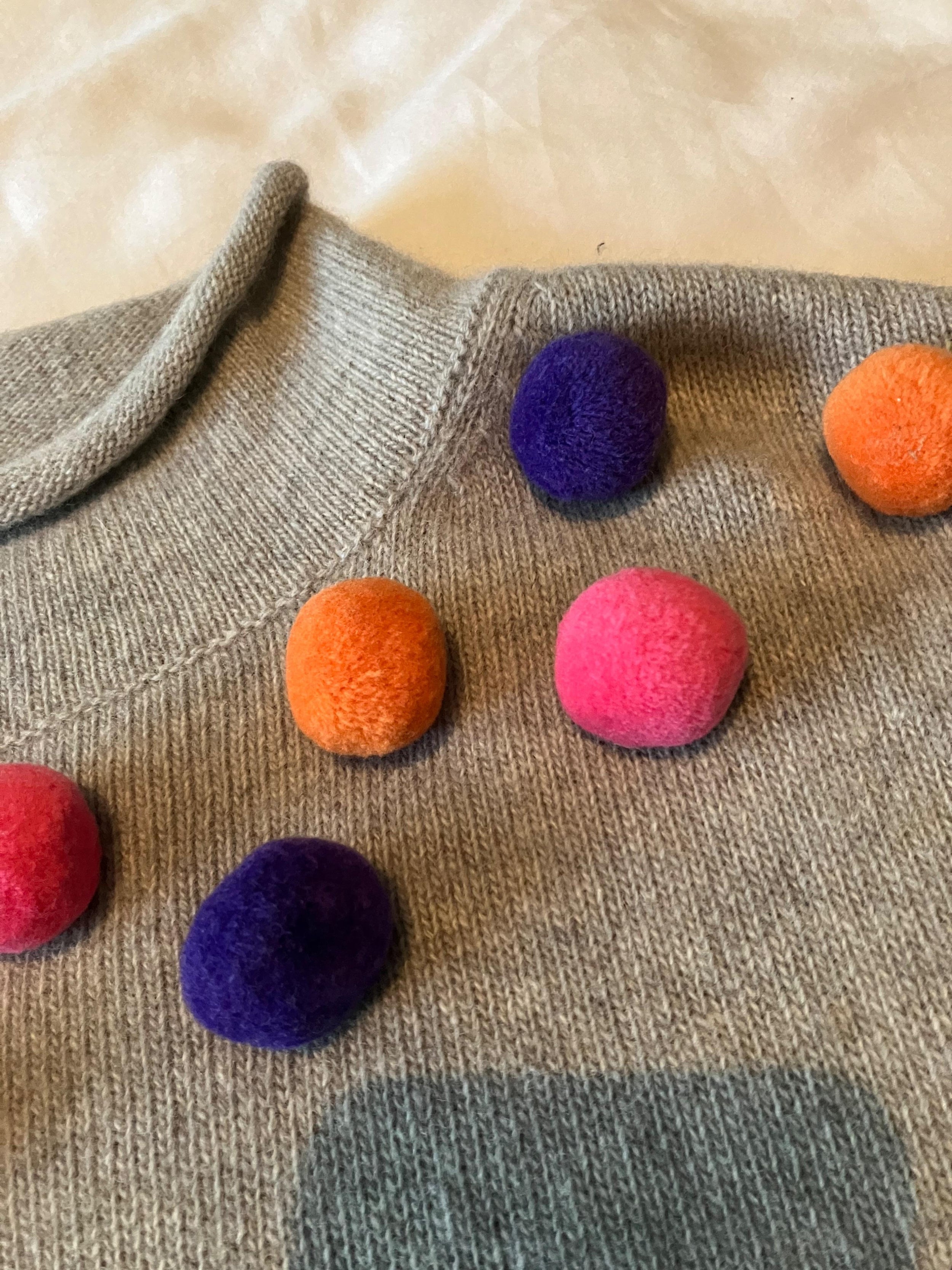 Il Gufo Kid's Grey Pom Pom Embellished Turtleneck Jumper