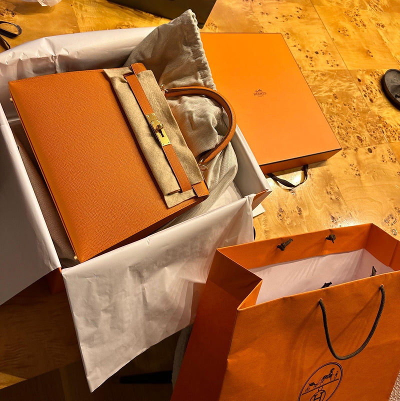 Hermes Kelly 28 Sellier in Orange Epsom Leather with Gold Hardware