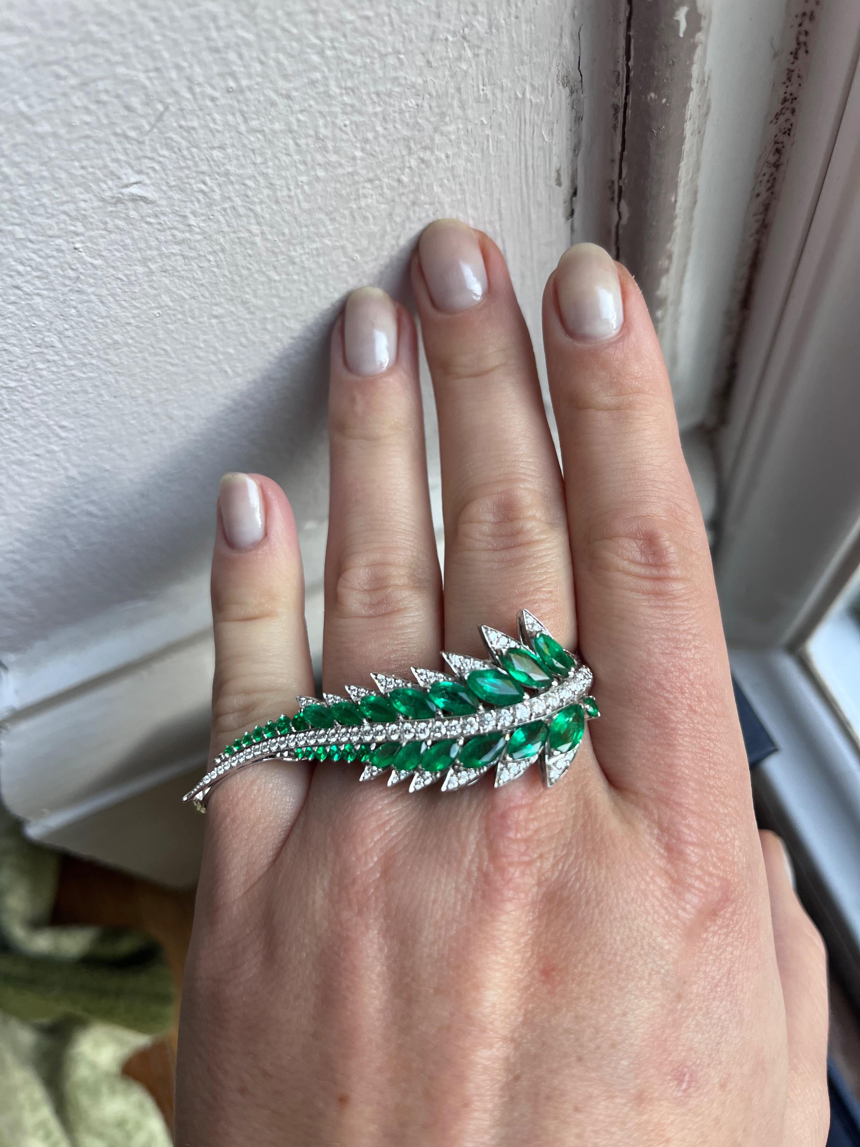 Stephen Webster Emerald Plumage Side Sweep Ring