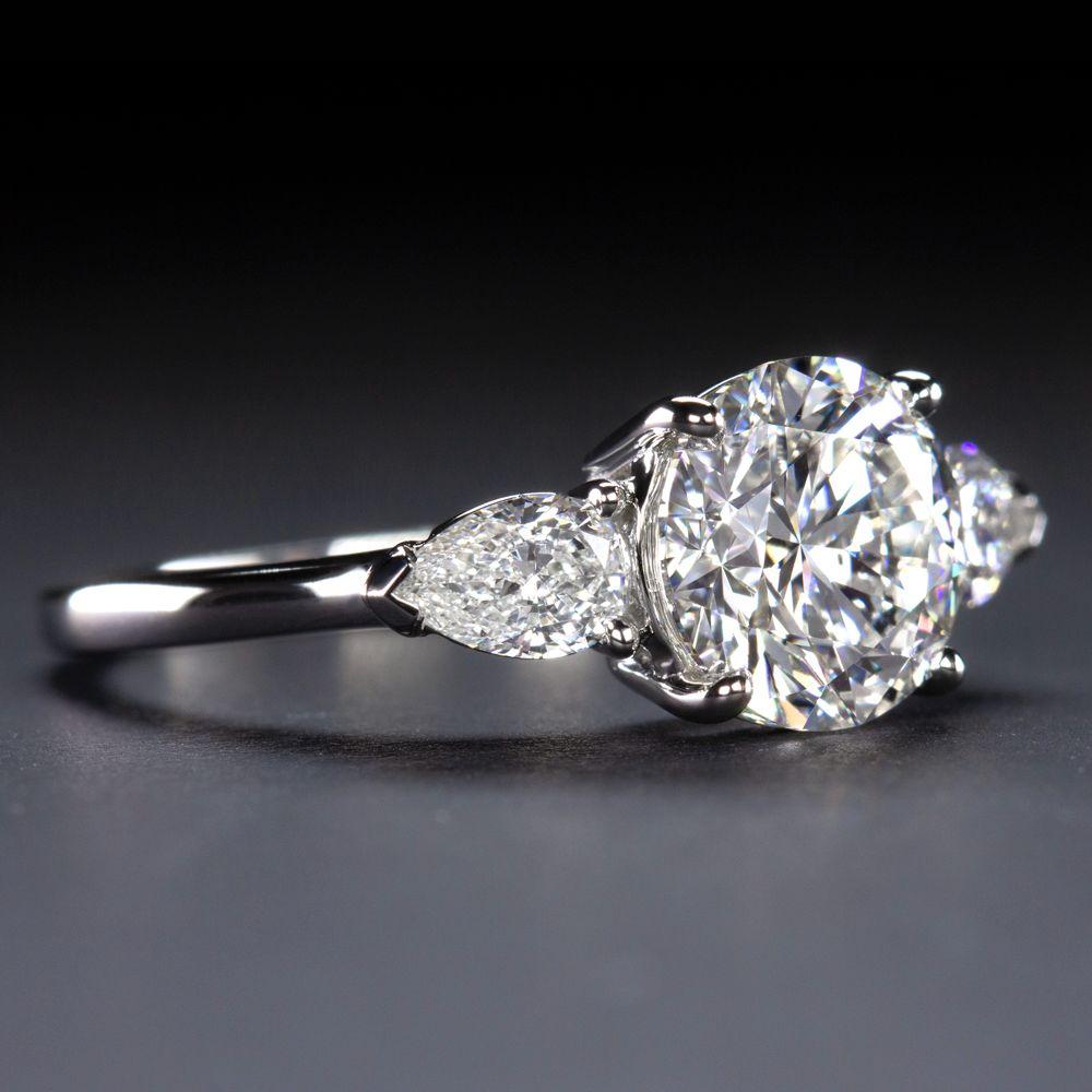 Verde 2ct IGI Certified Lab-grown Round Cut Diamond Ring