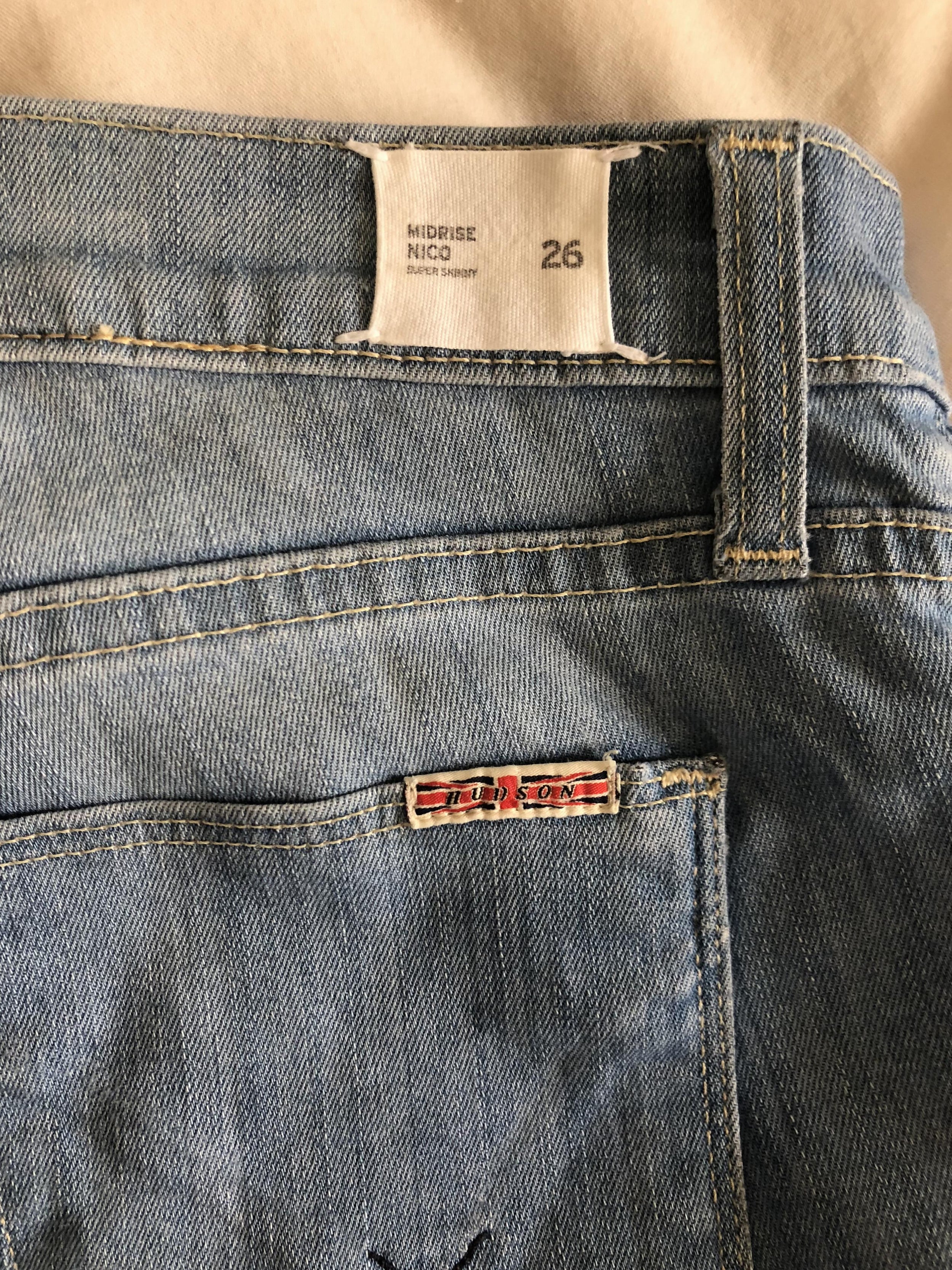 Hudson mid rise nico super skinny jeans