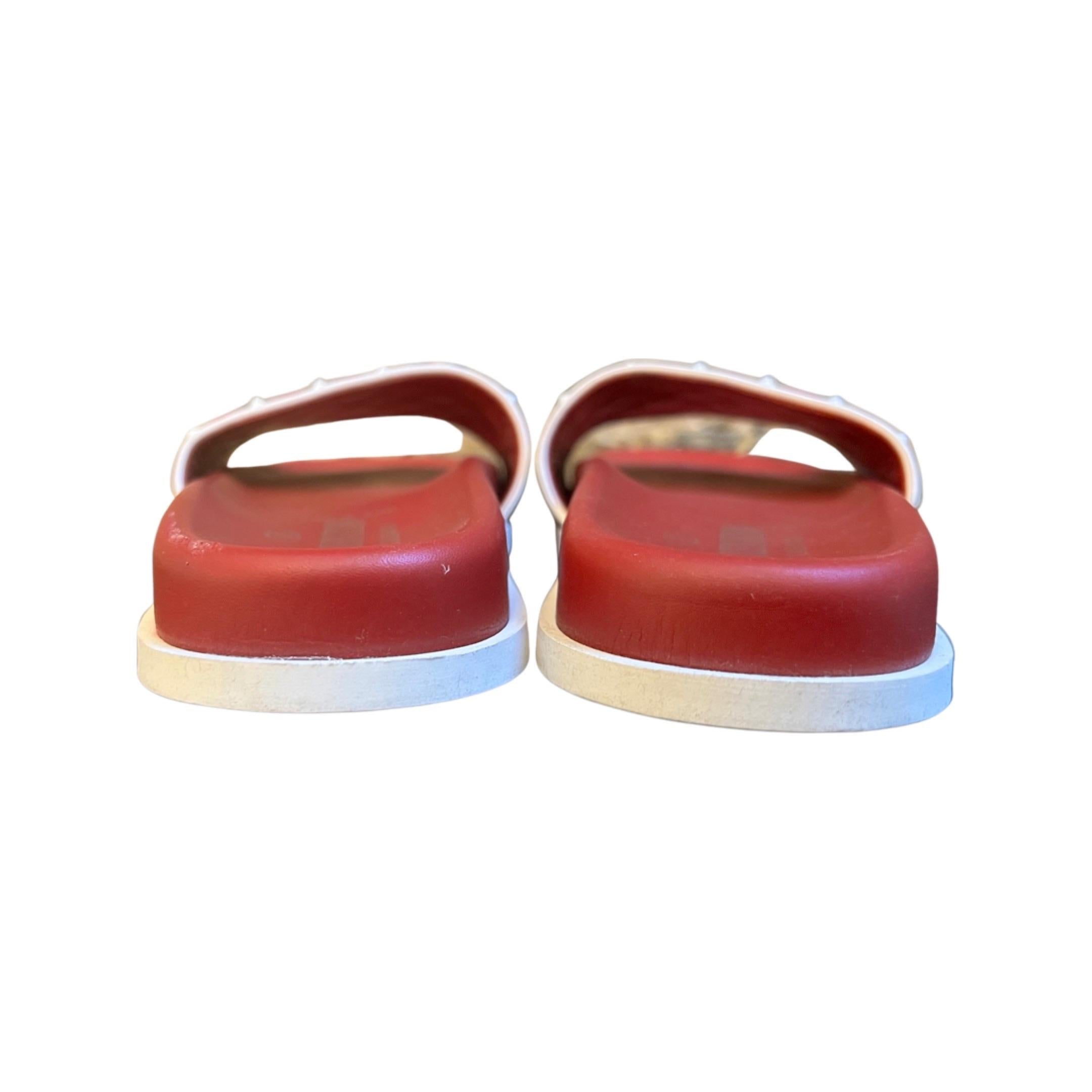 Free Rockstud Spike Pool Slides