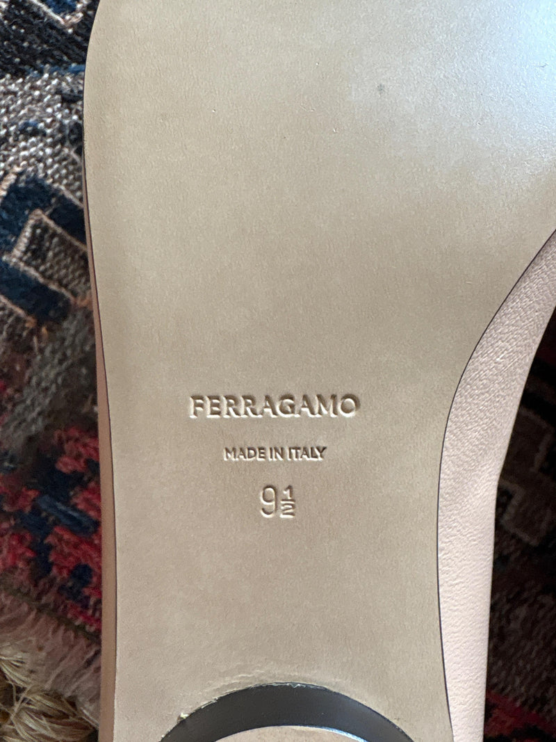 Ferragamo Leda Camel Leather Bow Detail Loafers