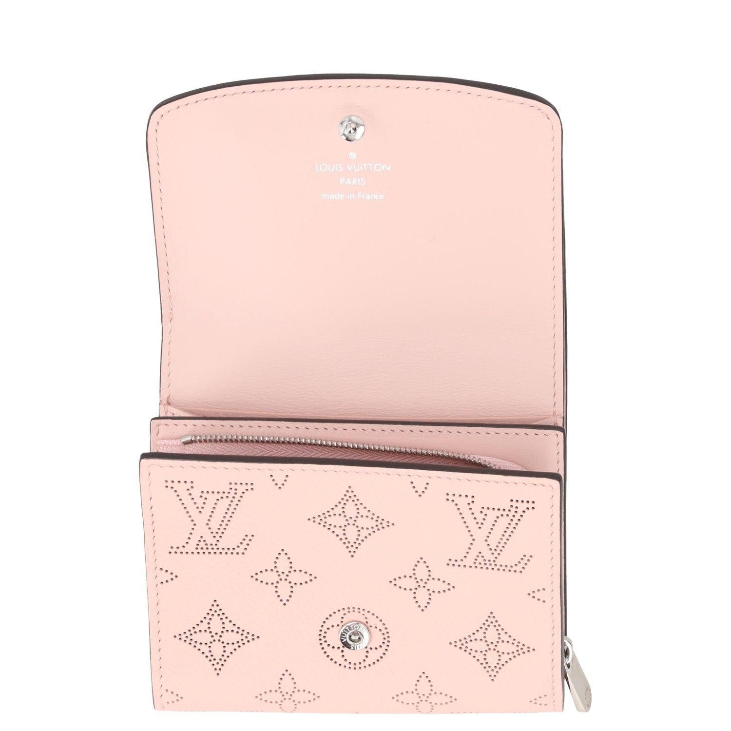 Louis Vuttion Iris Compact Wallet