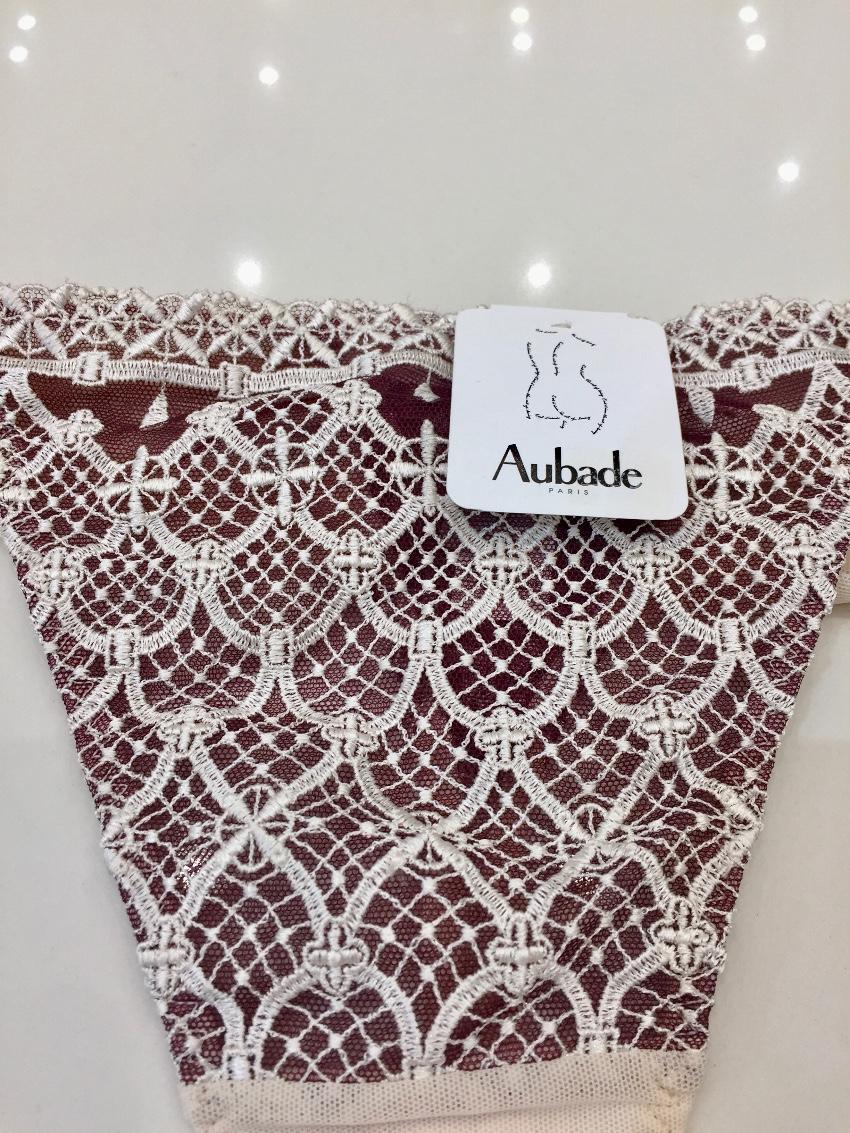Aubade Embroidered Pear Tulle Thong