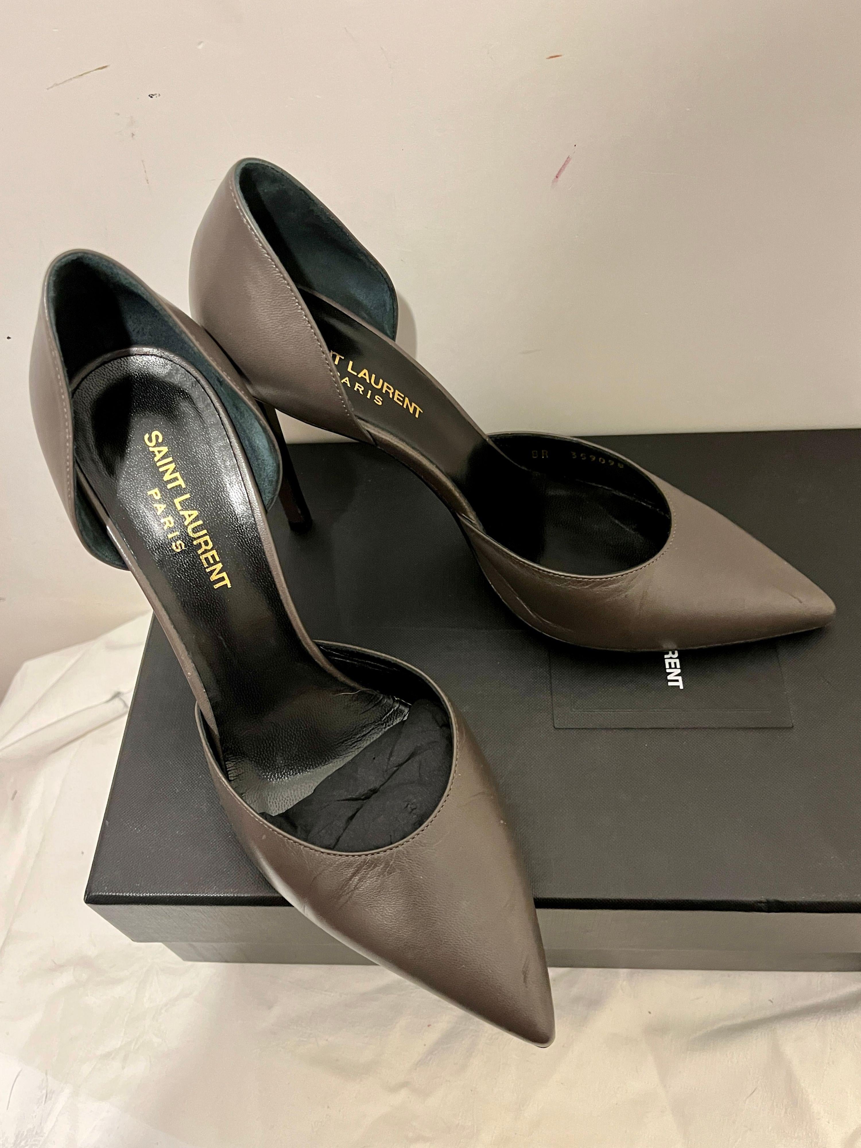 Grey Leather D'Orsay 105 Pumps