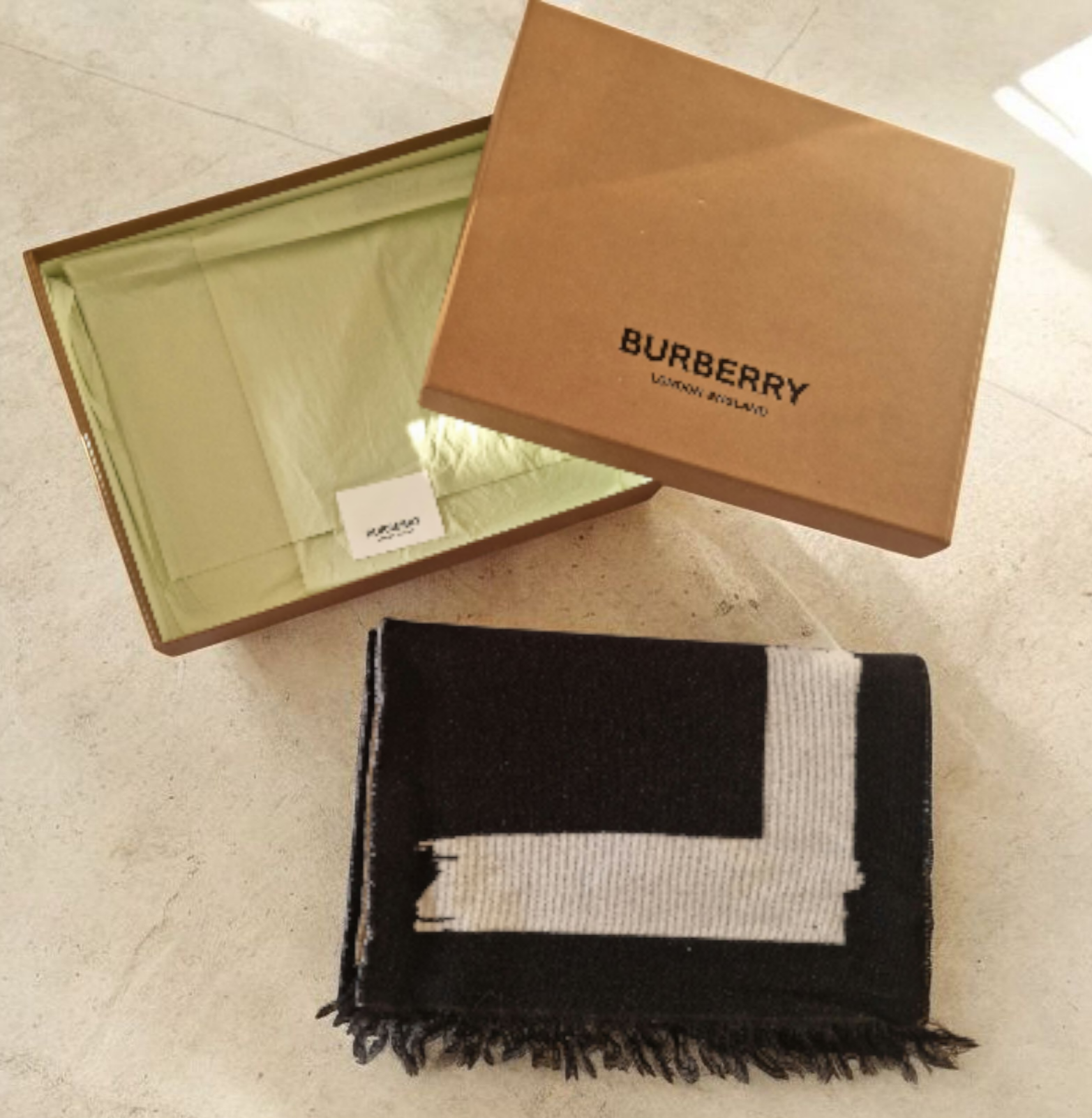 Burberry Wool Blend Love Scarf