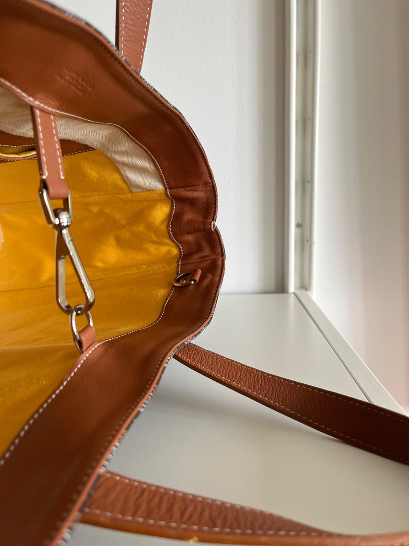 Black & Tan Voltaire Tote Bag