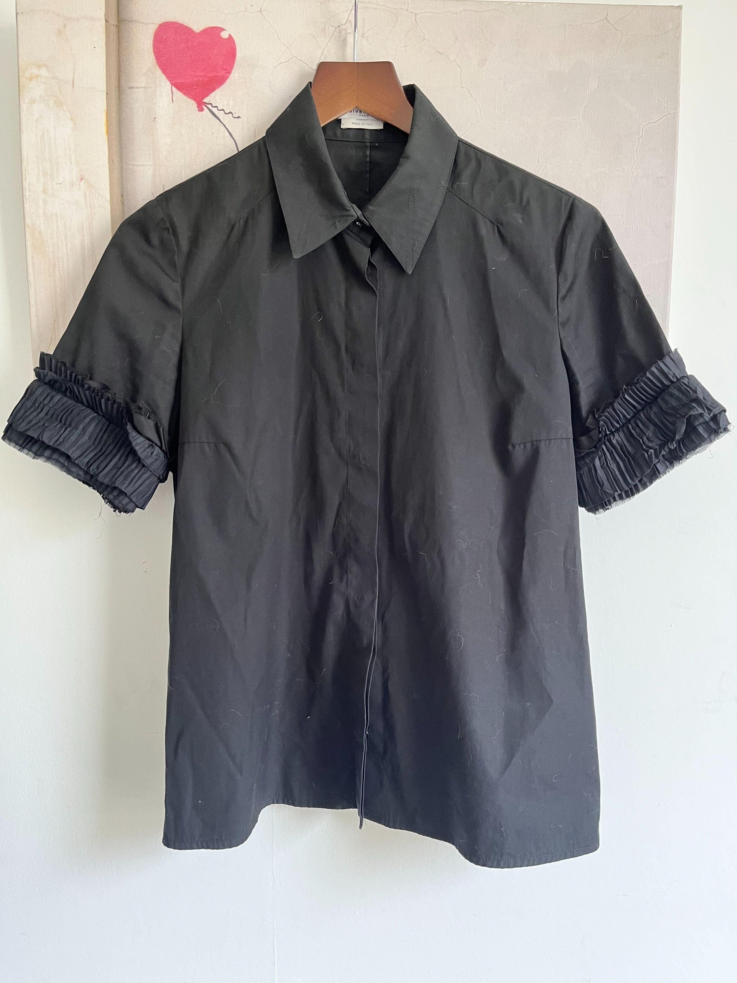 Black cotton ruffle-sleeve shirt