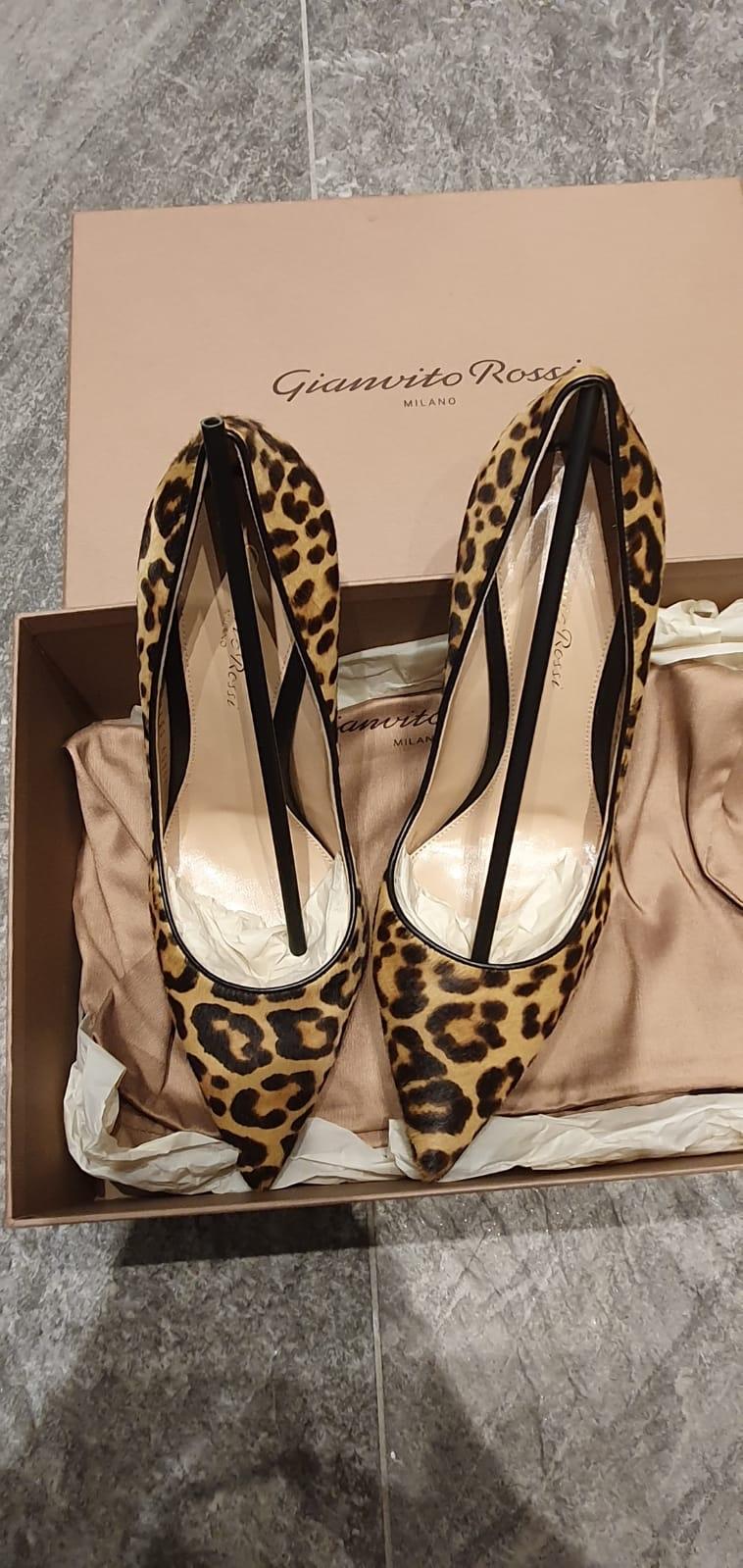 Gianvito Rossi Gianvito leopard-print calf hair pumps