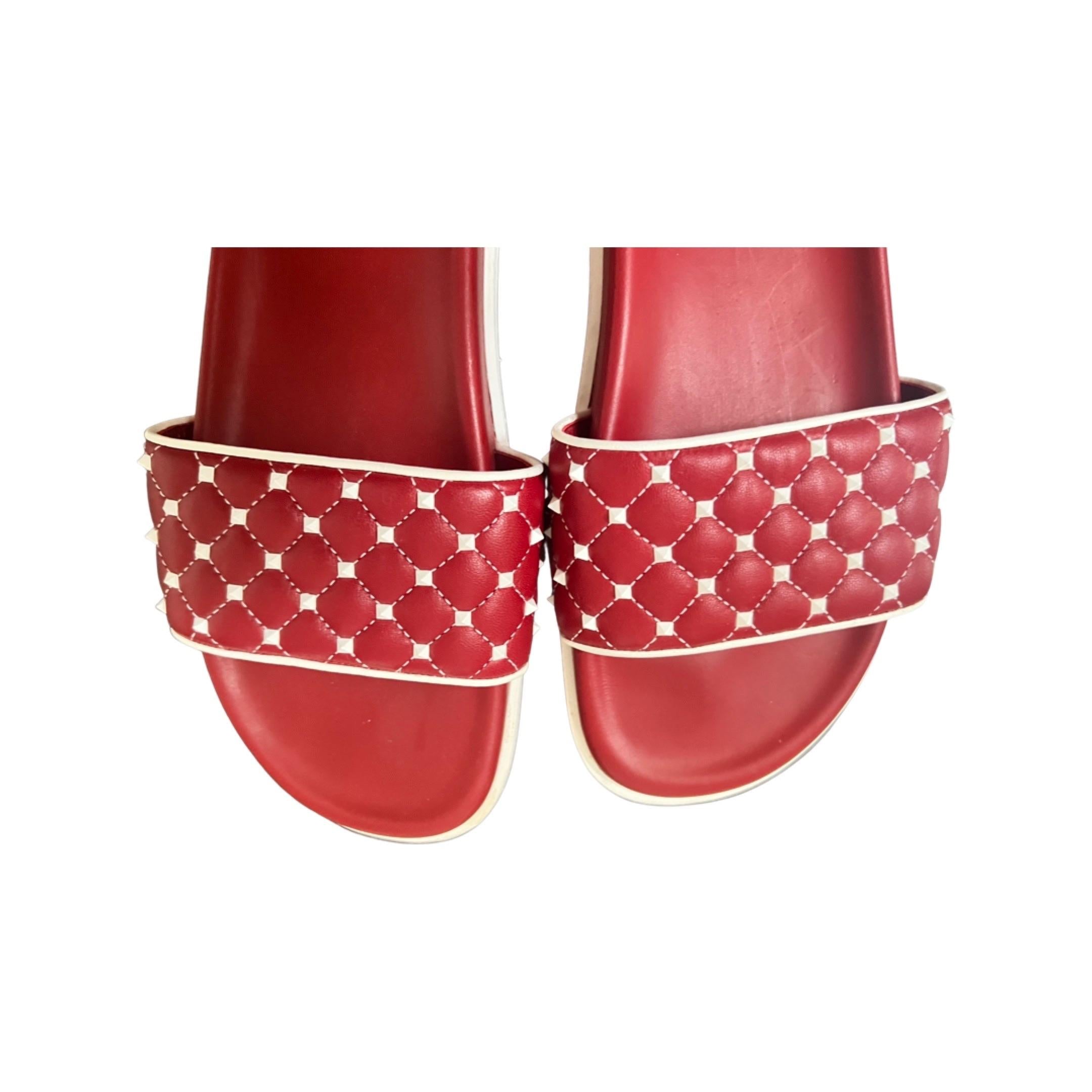 Free Rockstud Spike Pool Slides