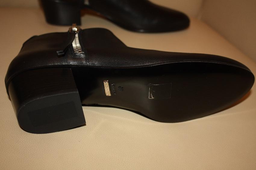 Gucci Black Low Block Heel Ankle Boots