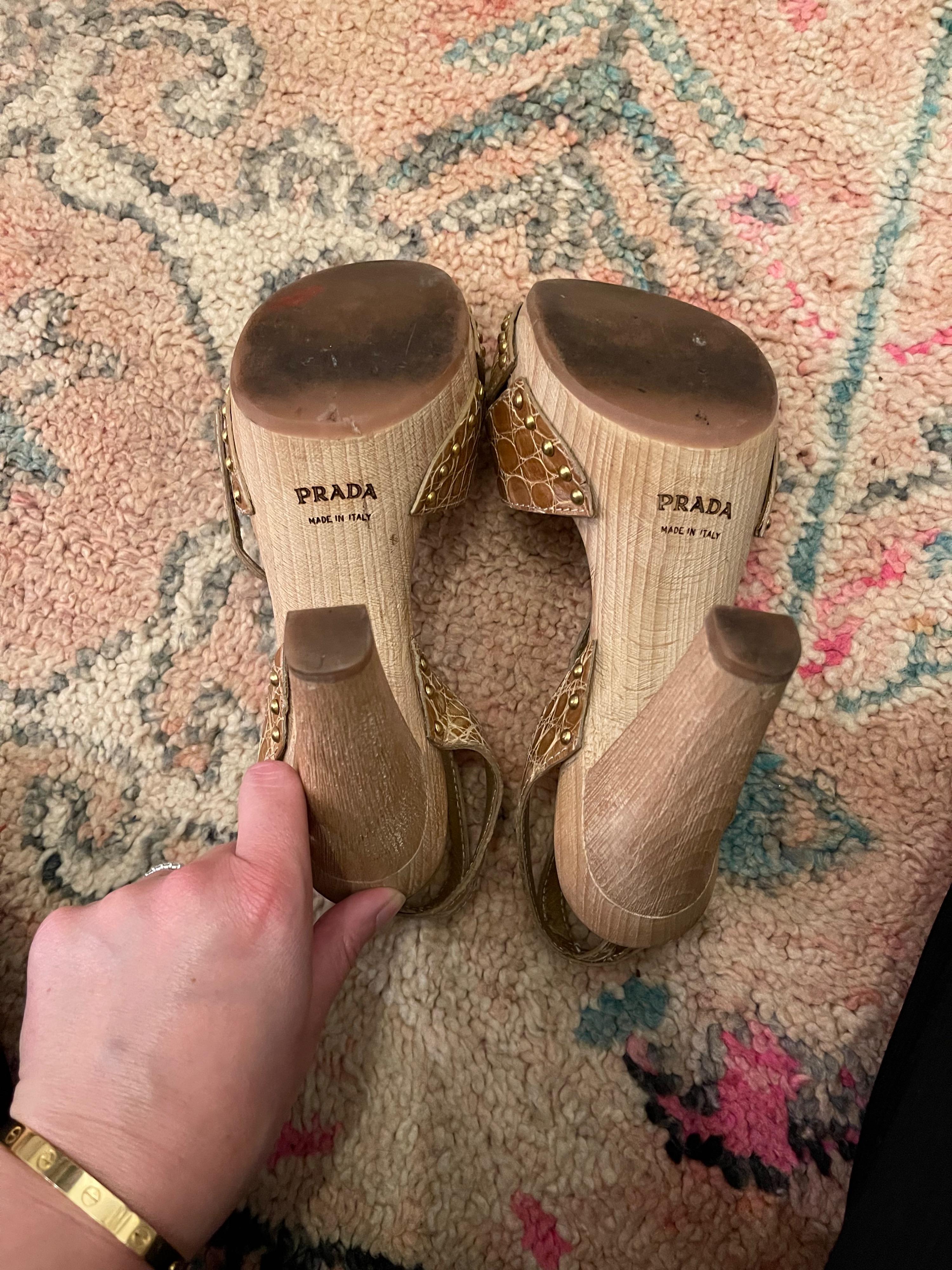 Brown Crocodile Embossed Leather Crossover Wooden Platform Sandals