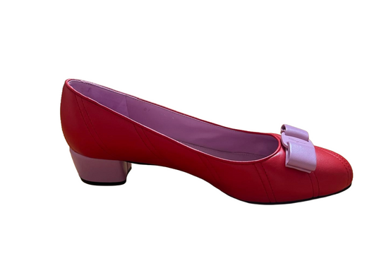 Candy Apple Vara Bow Pumps