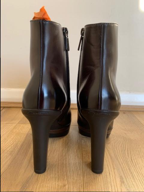 Santoni Brown Leather Heeled Ankle Boots