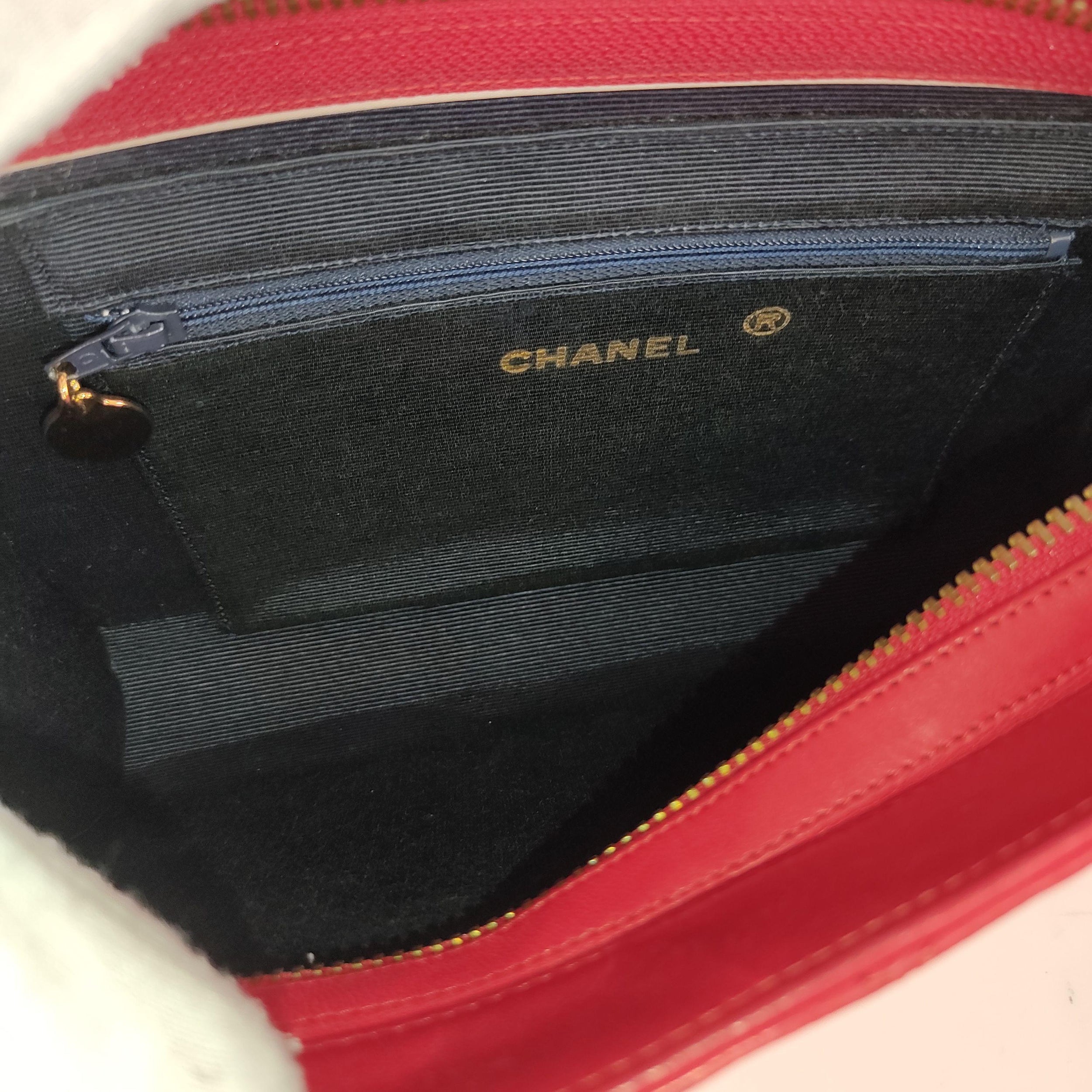 Vintage red leather quilted bag