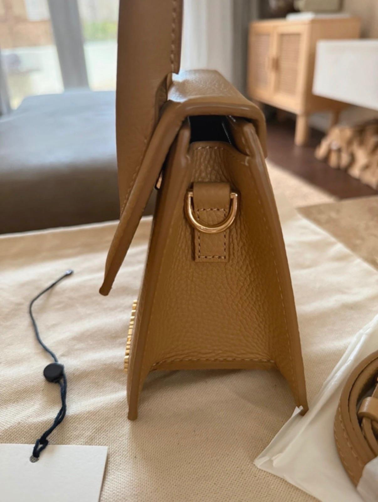Jacquemus Medium Tan Leather Chiquito