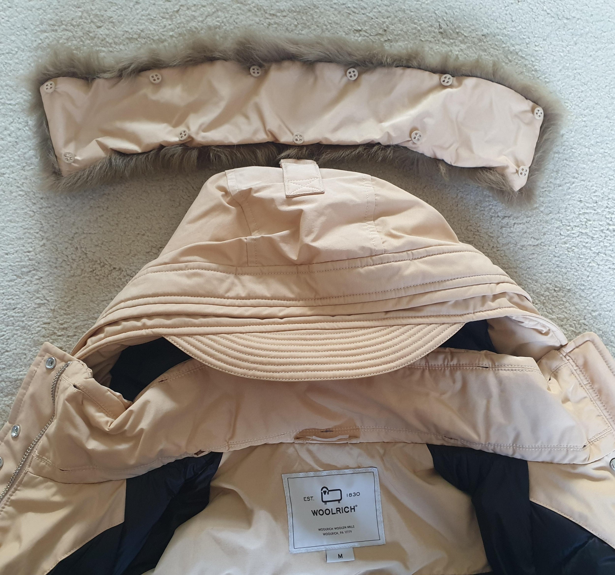 Woolrich Chena Lamb Parka in colour Oil