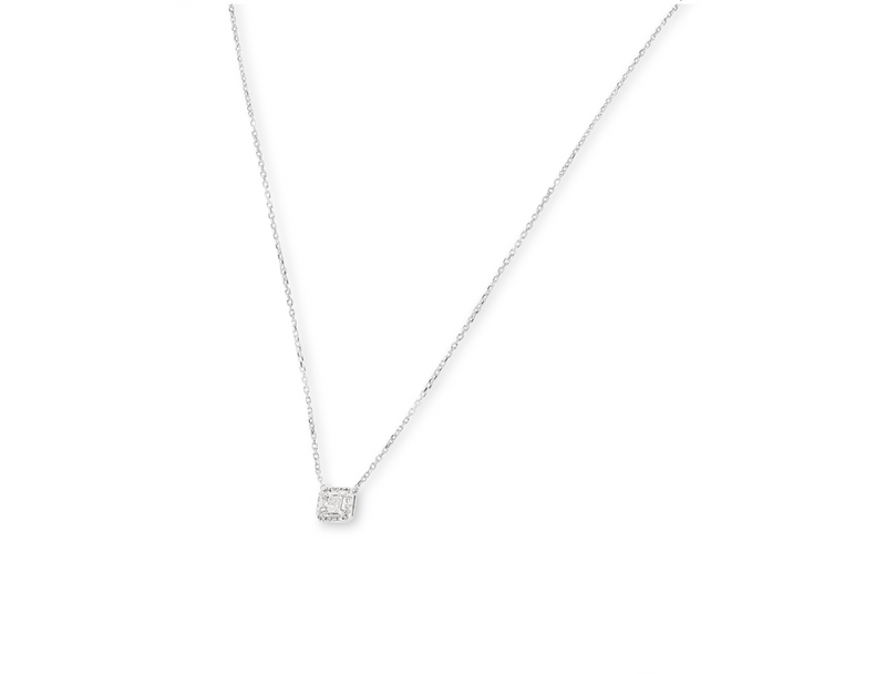18ct White Gold Diamond Pendant Necklace