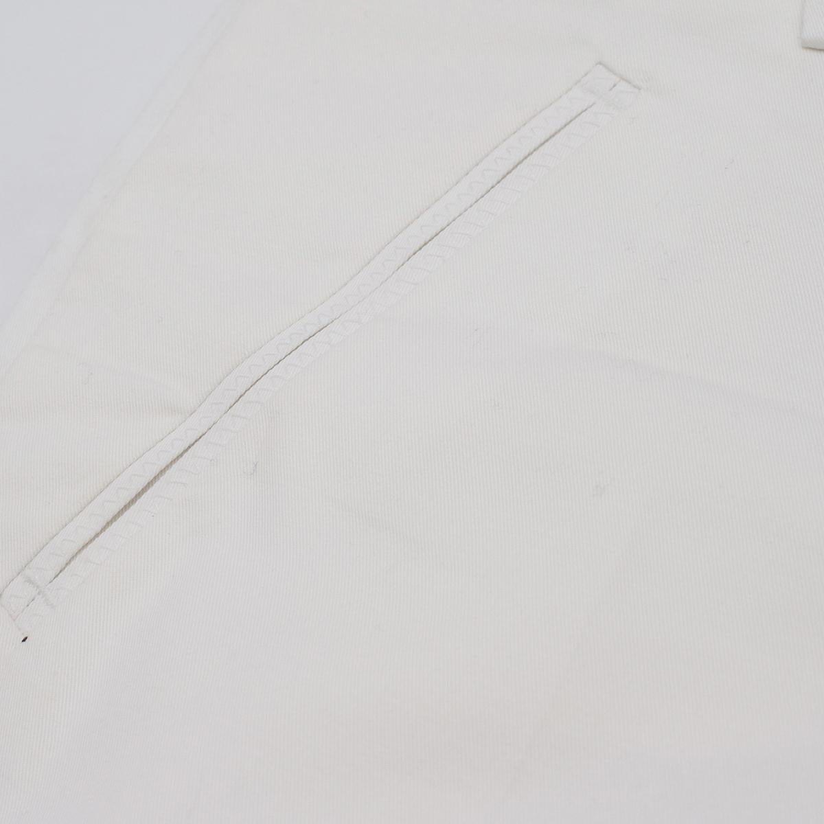 No.21 White Capri Shorts with Lace Detailing