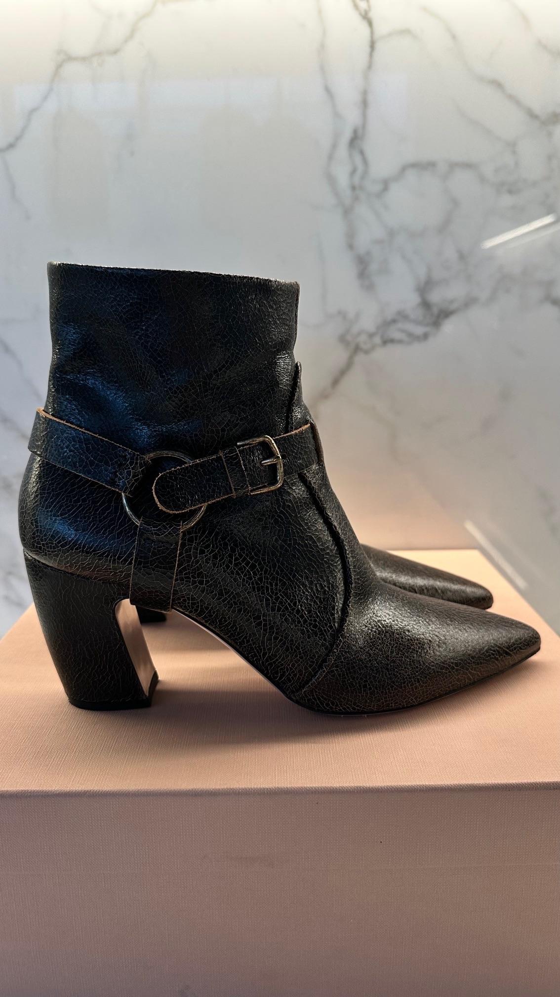 Eabno Leather Buckle Detail Ankle Boots