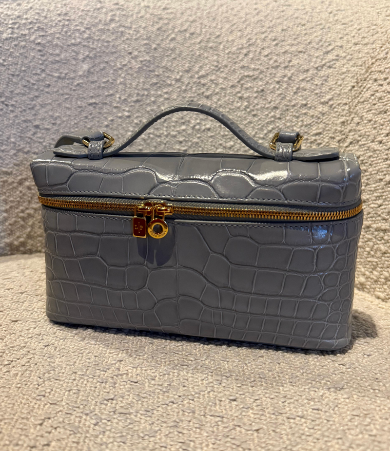 LORO PIANA Grey Extra Pocket L19 shiny Alligator Leather Pouch with cites