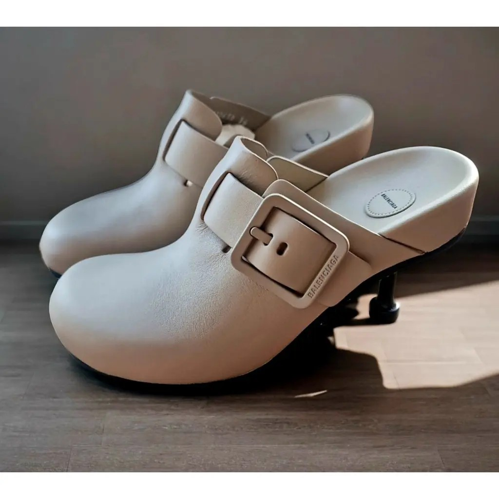 Balenciaga  Leather Mallorca Mules