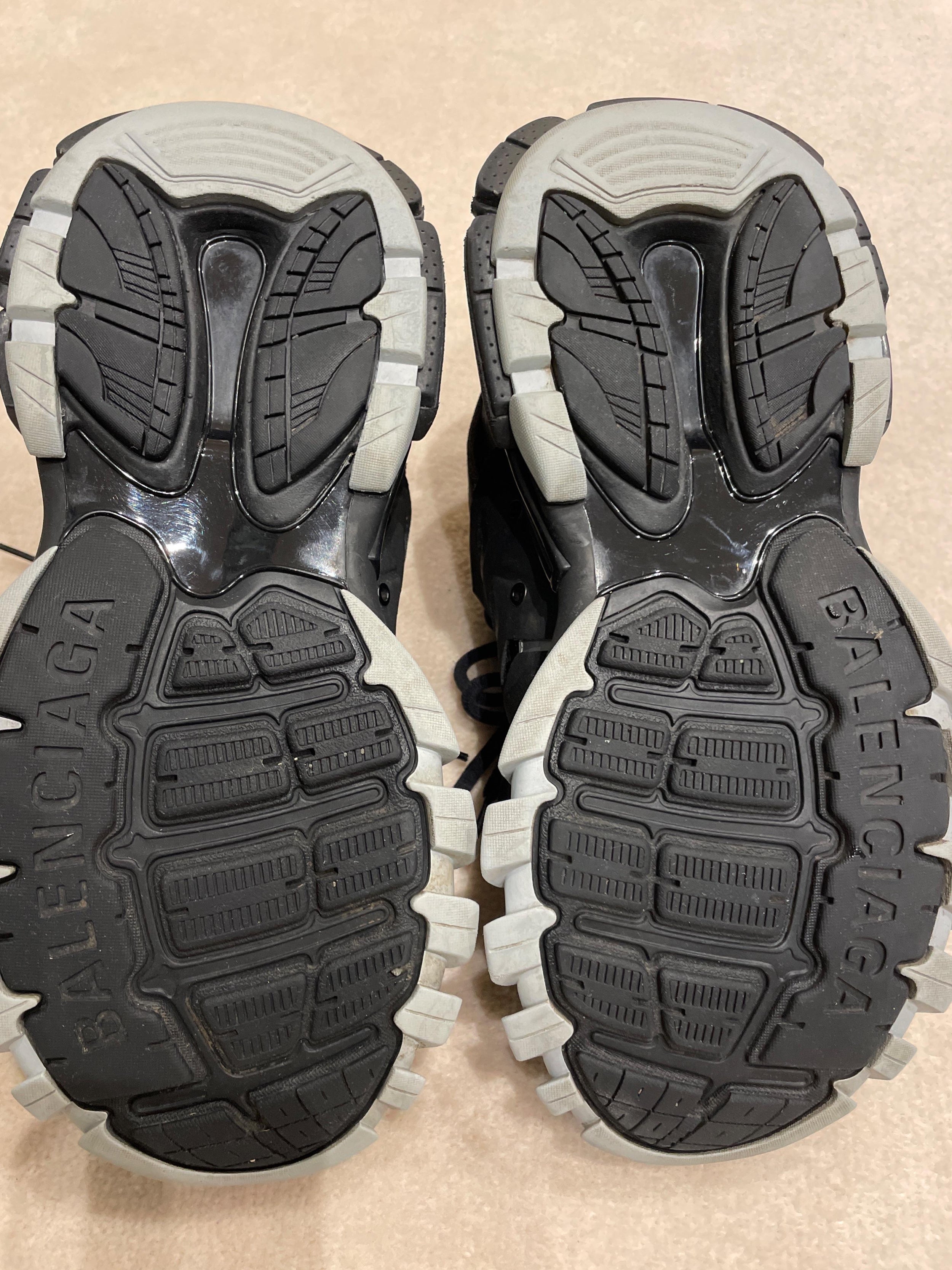 Balenciaga Black Track ld00 Trainers