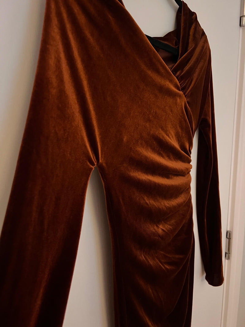Cinnamon Velvet Long Off-Shoulder Dress