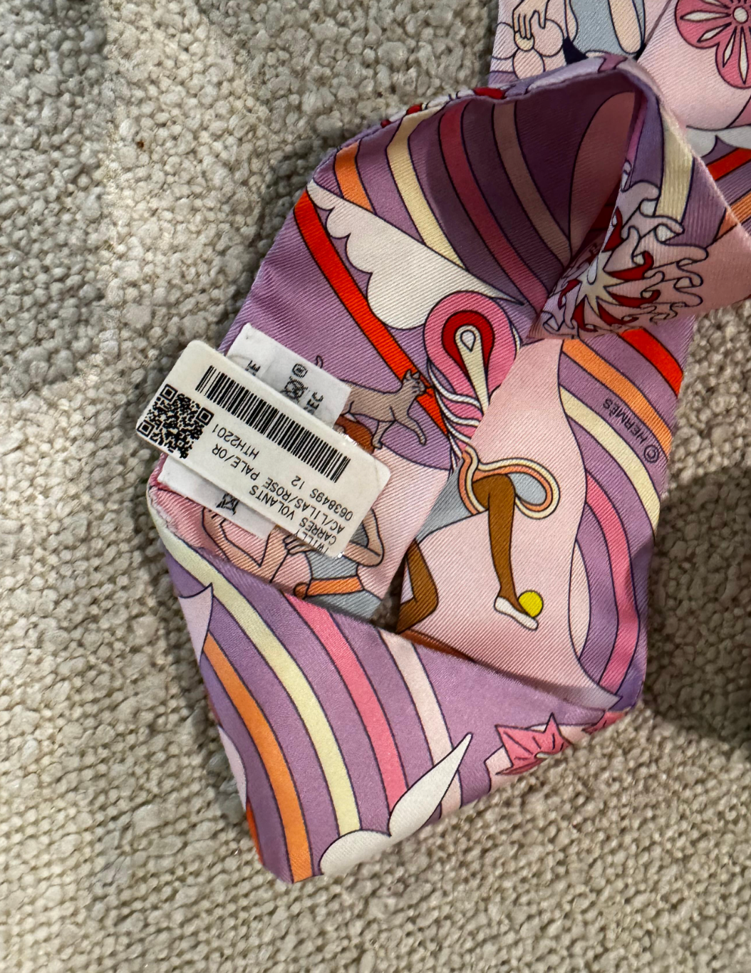 Hermes Carres Volants Silk Twilly Scarf