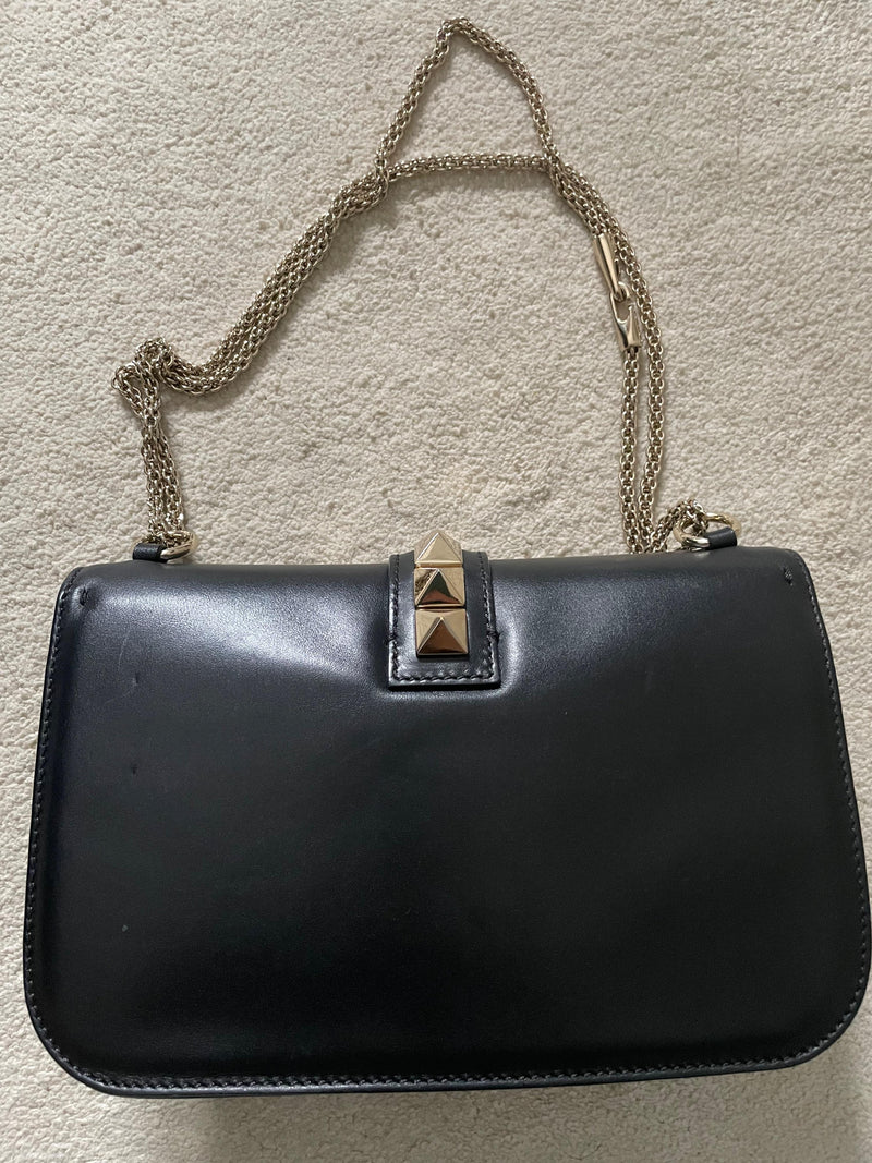 Black Leather Glamlock Shoulder Bag