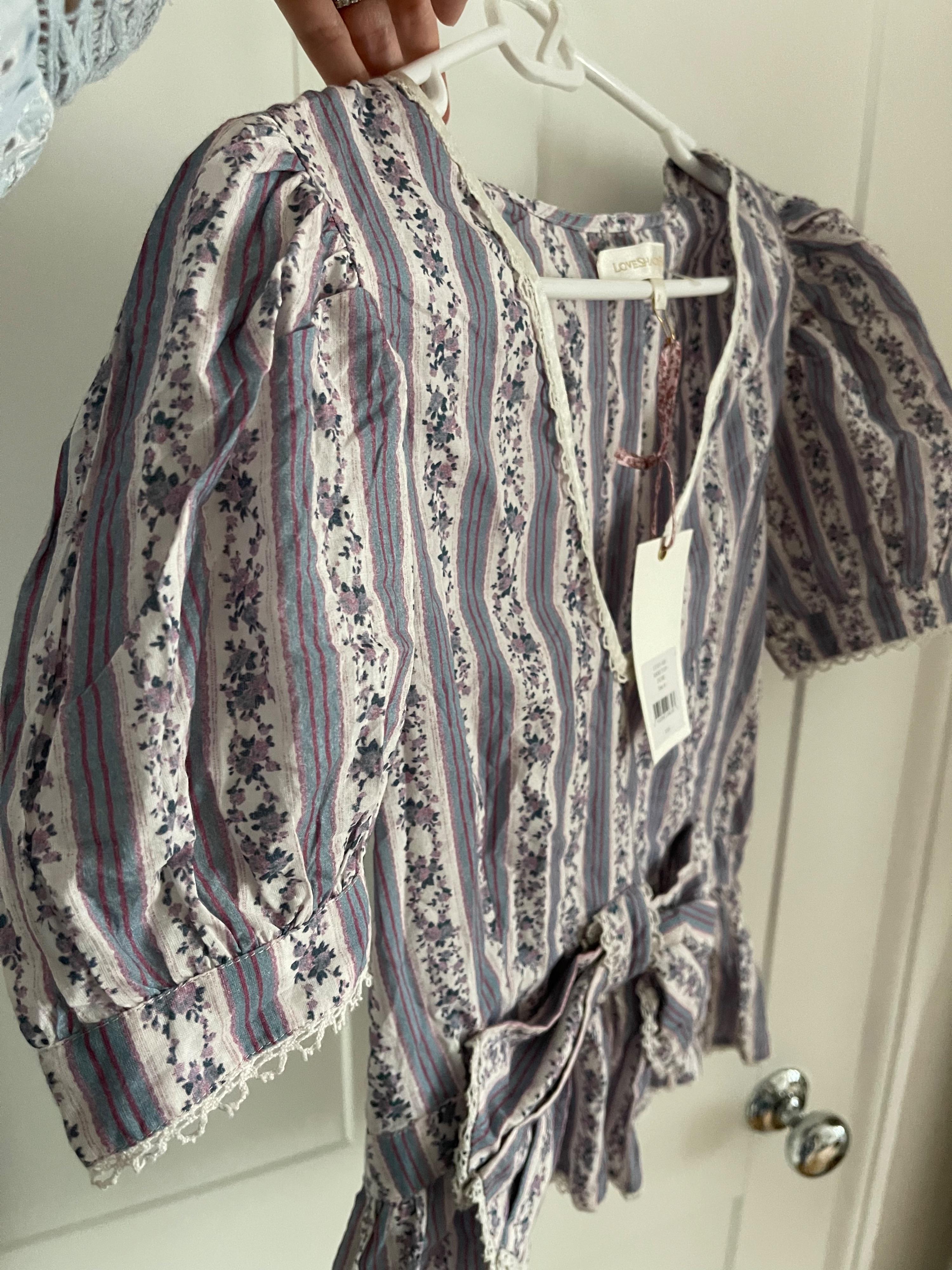 Blue floral Rikki blouse