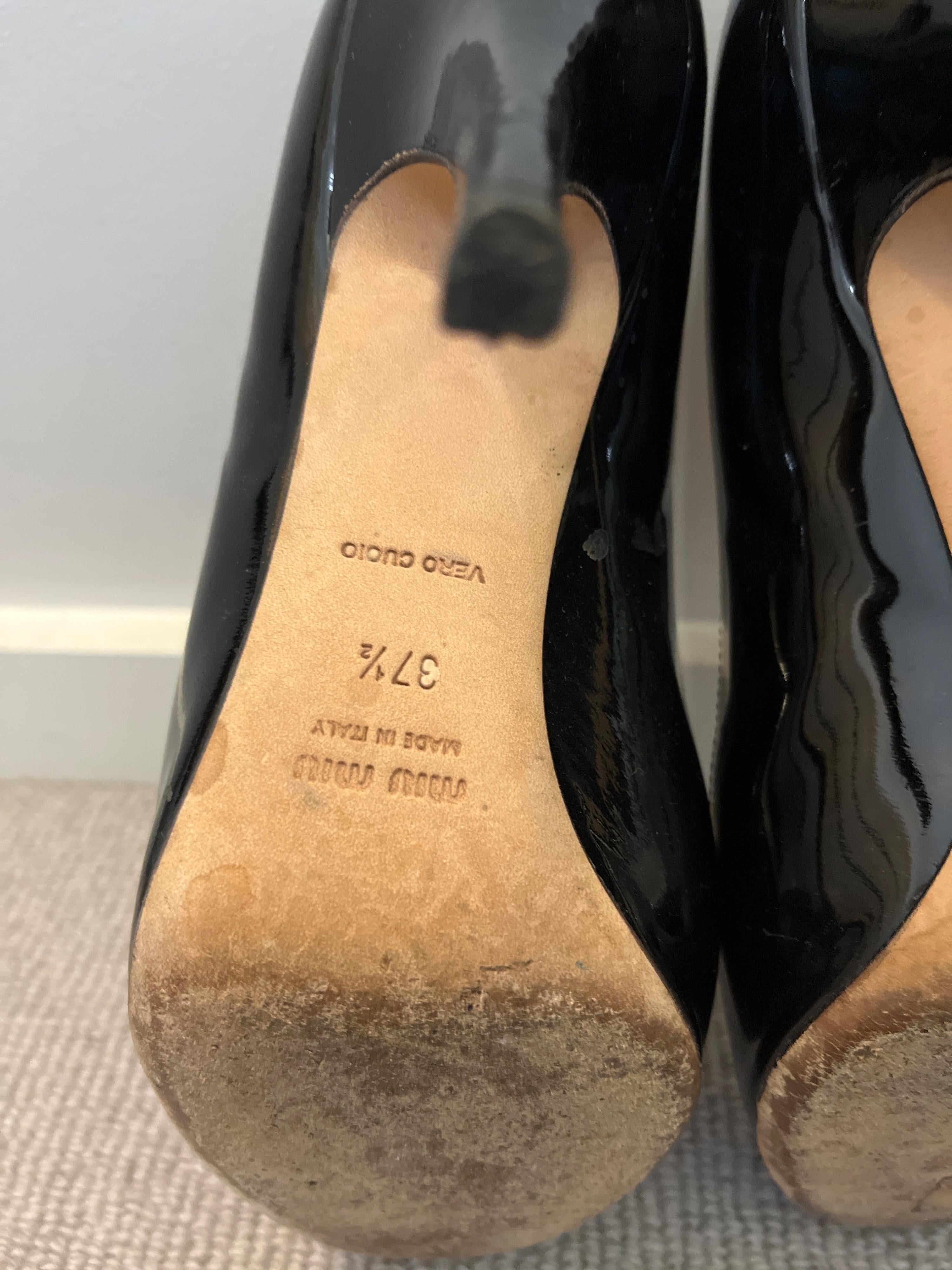 Black Patent Round Toe Pumps