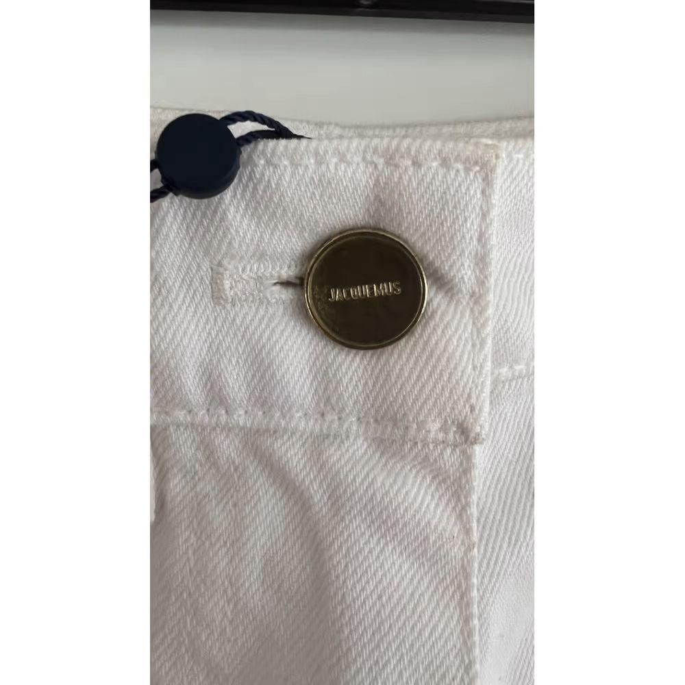 White Straight Leg Le Jeans