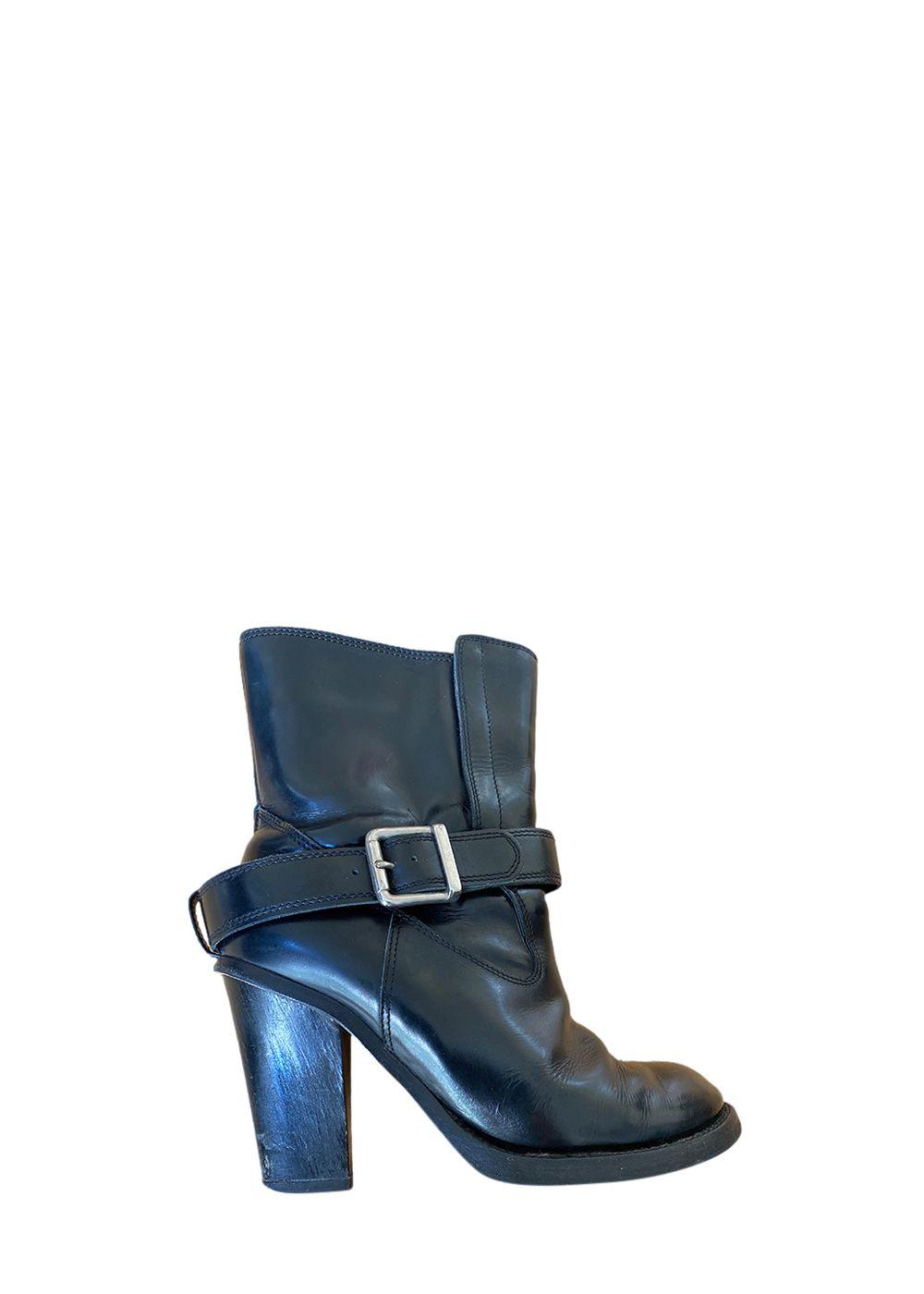 Back Leather Heeled Boots