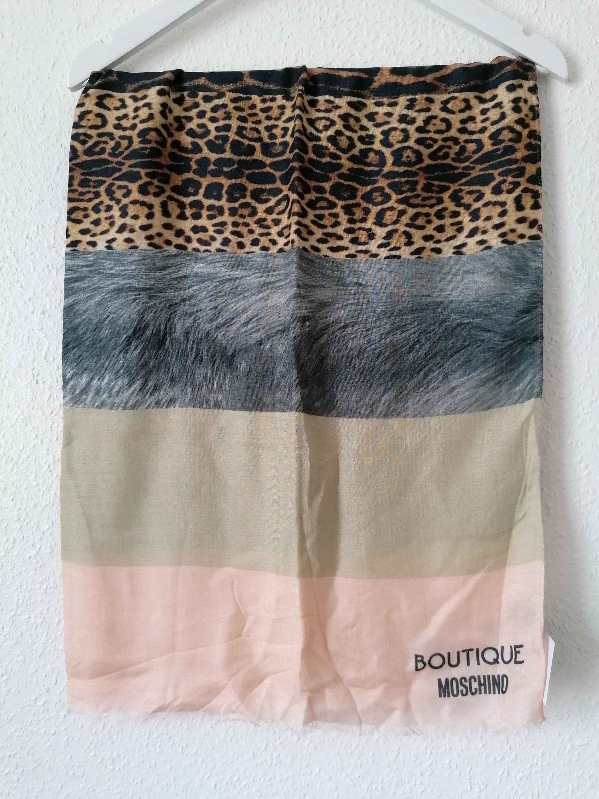 Multicolour striped shawl