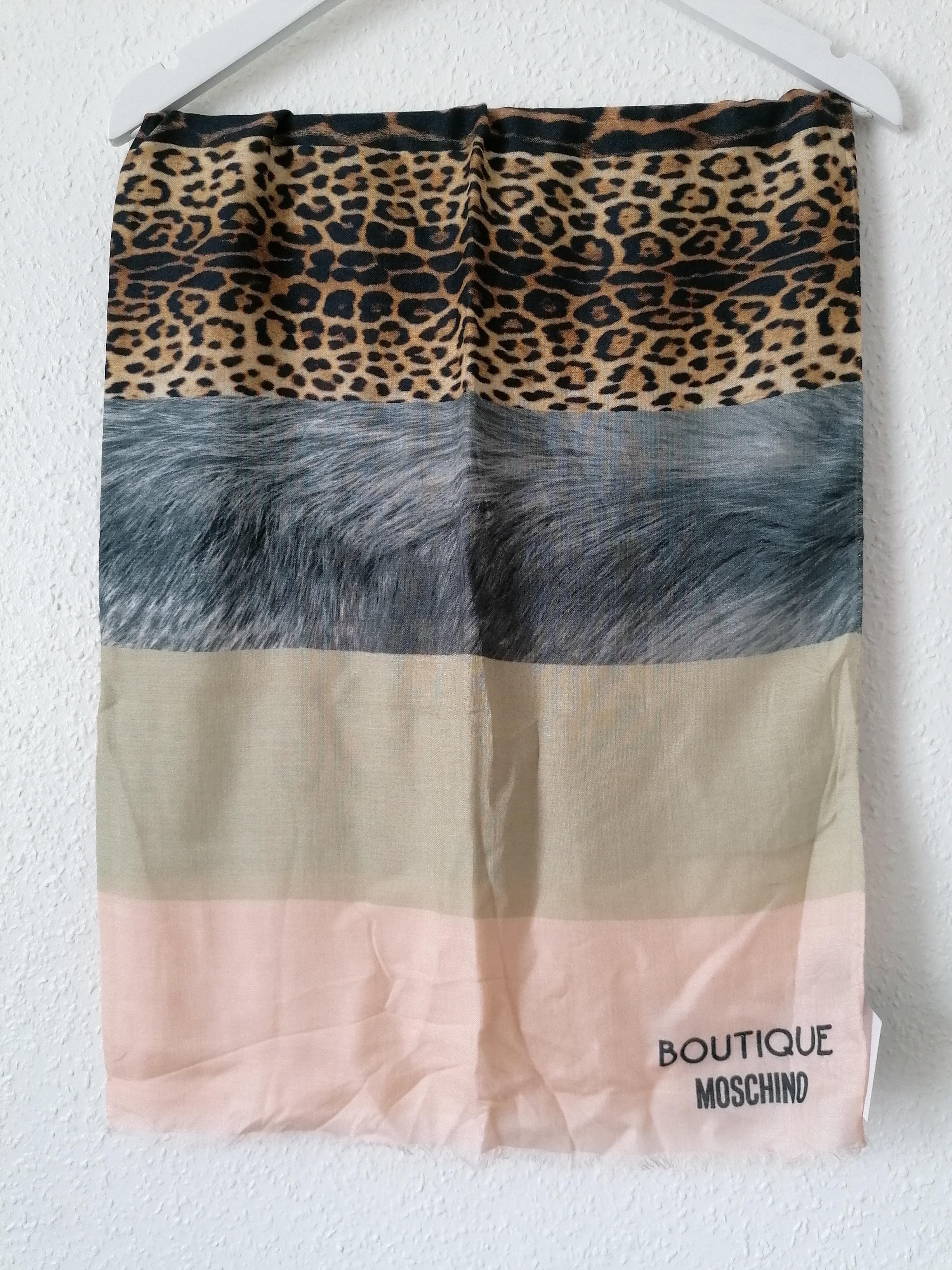 Multicolour striped shawl