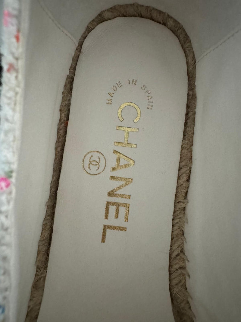 Chanel White Tweed Espadrilles