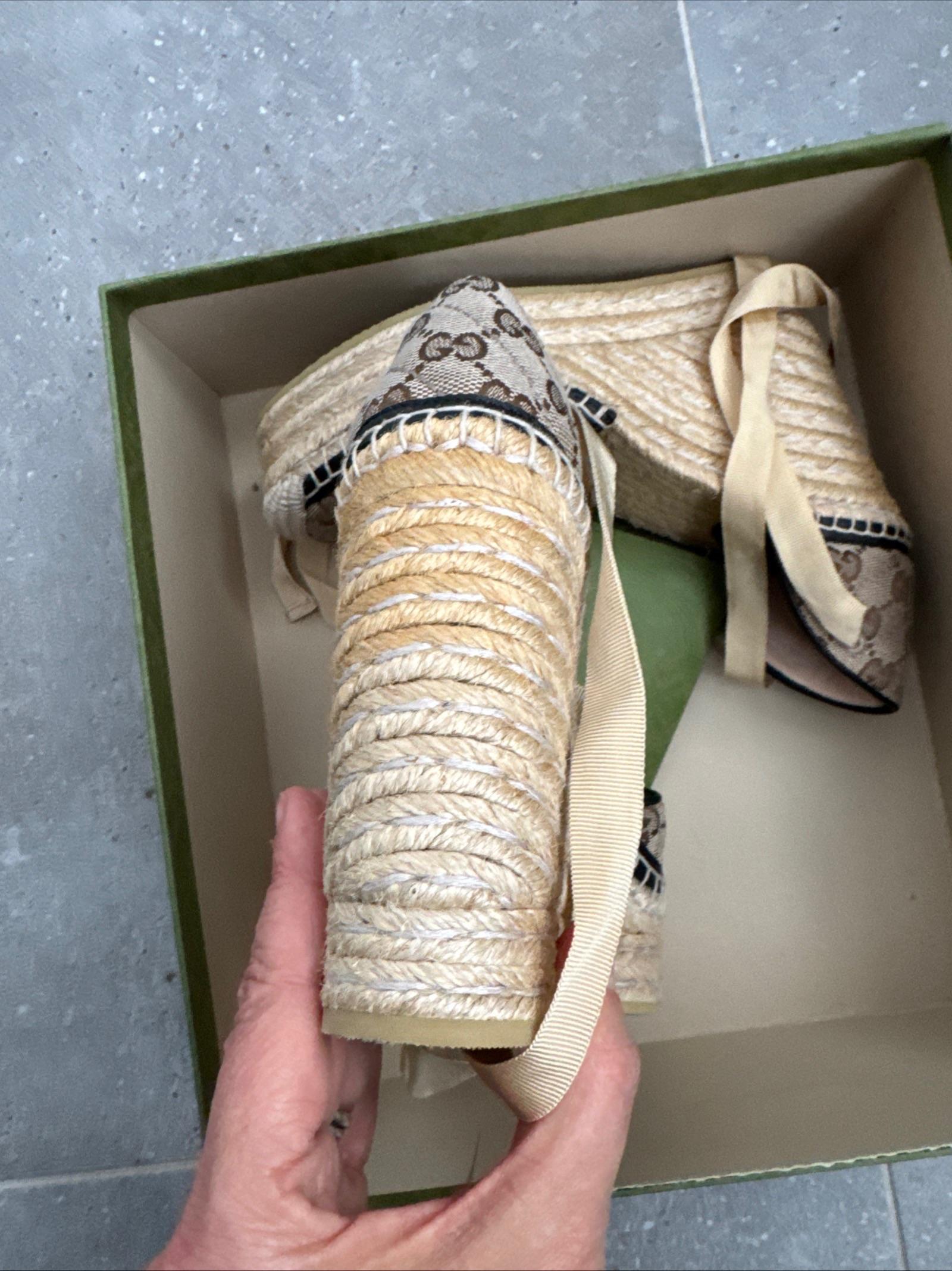 Gucci Beige GG Wedges