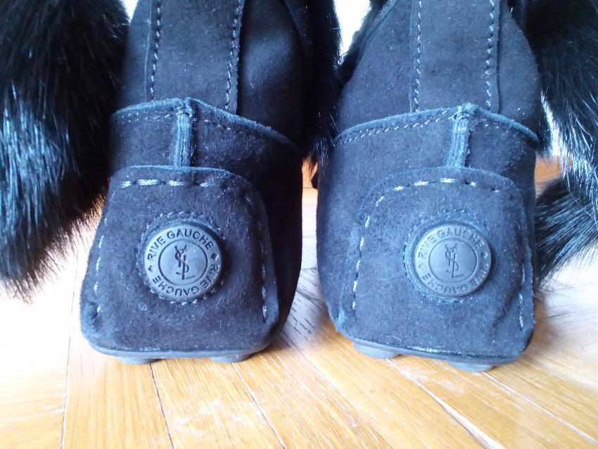 YVES SAINT LAURENT  Anckle boots in suede with fur