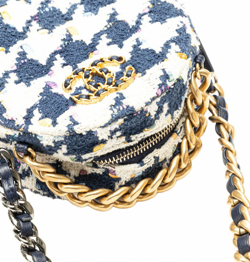 Chanel Navy and White 2020 Tweed 19 Round Clutch With Chain